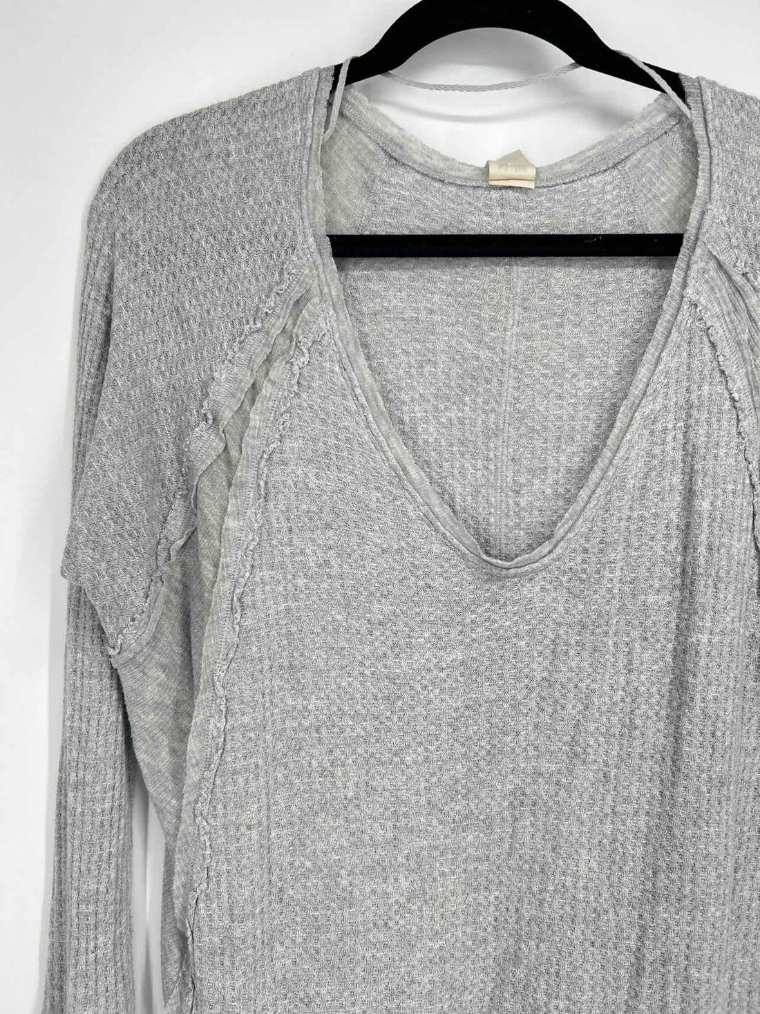 We The Free Size M Grey Long Sleeve