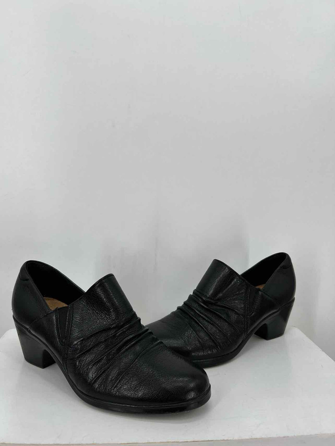 Clarks Women Size 8 Black Ankle Boot