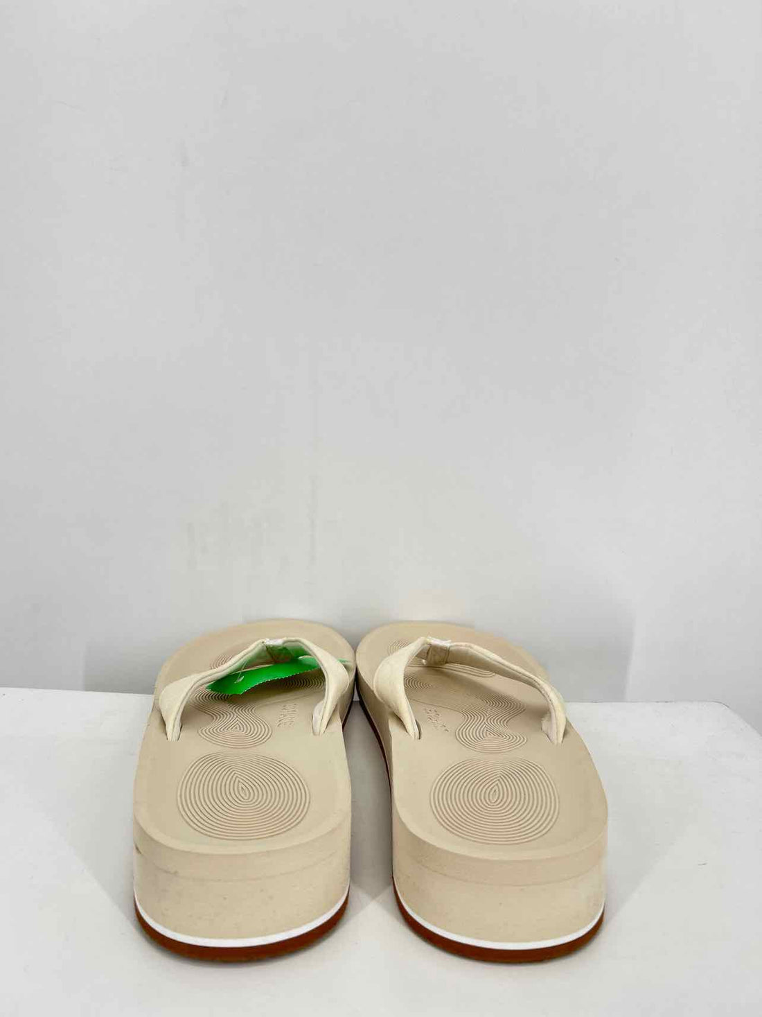 CoFace Women Size 11 Beige Flip Flops