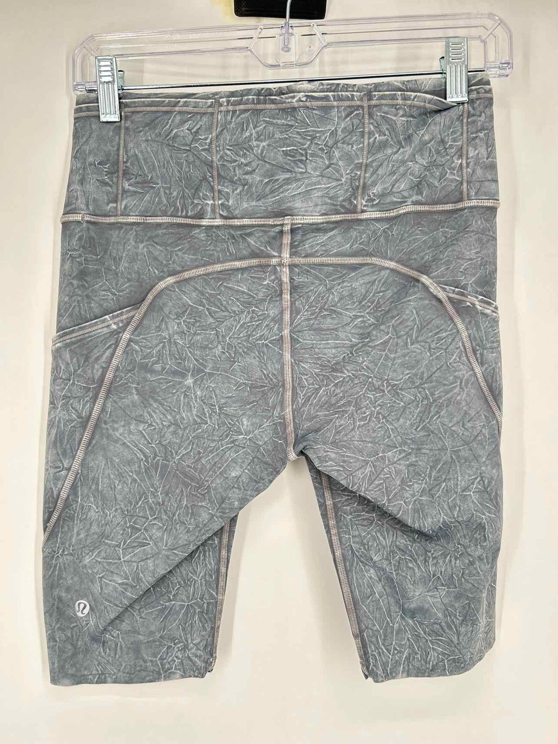 Lululemon Size 8 Washed Gray Active Shorts
