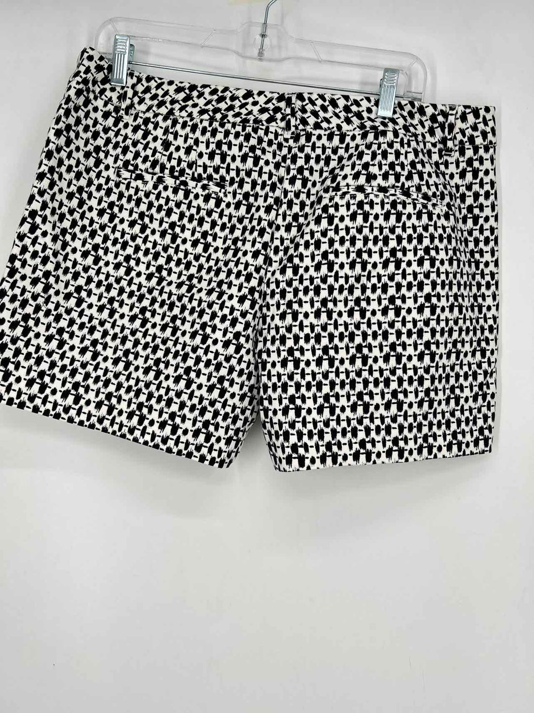 White House Black Market Size 14 White & Black Shorts