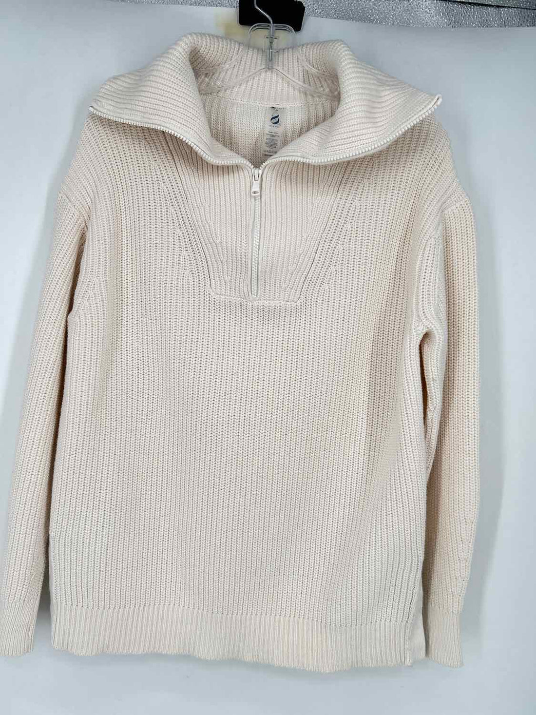Lou & Grey Size M Cream Sweater