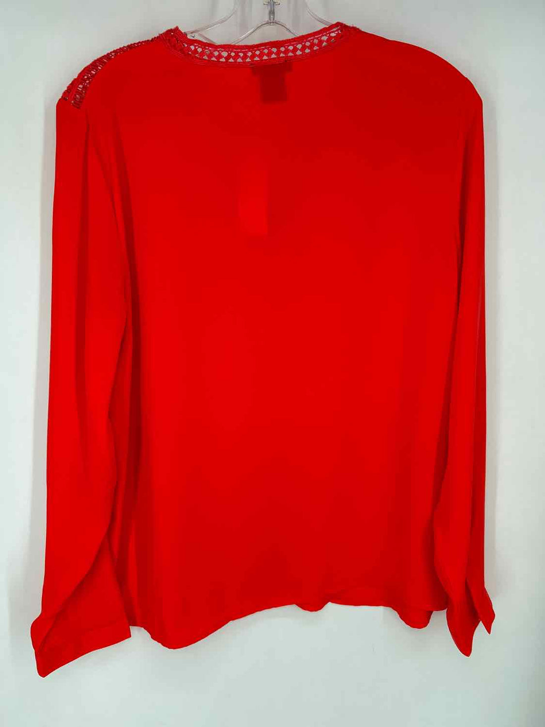 Ann Taylor Size M Coral Long Sleeve