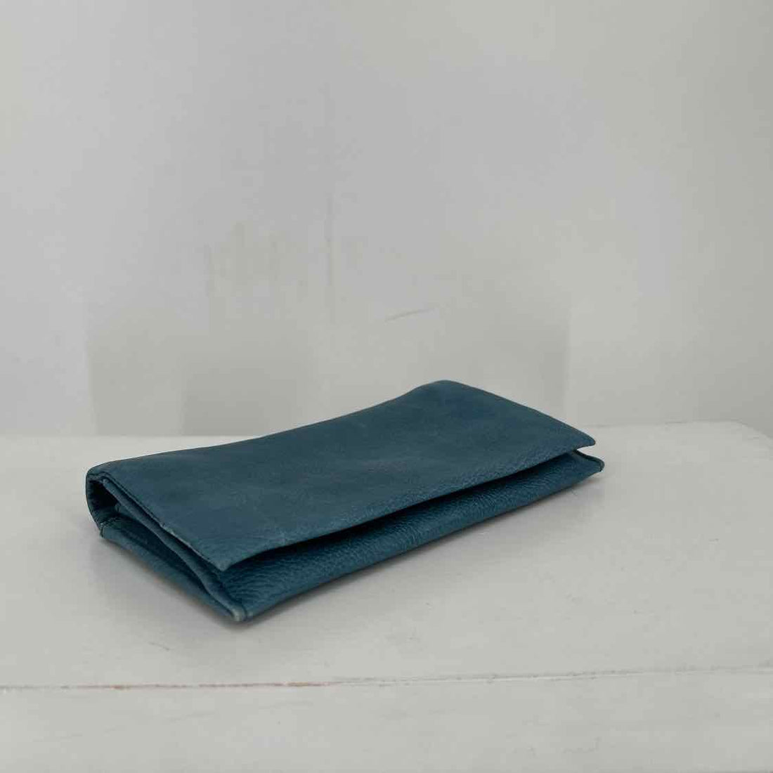 Latico Blue Leather Pre Owned Wallet