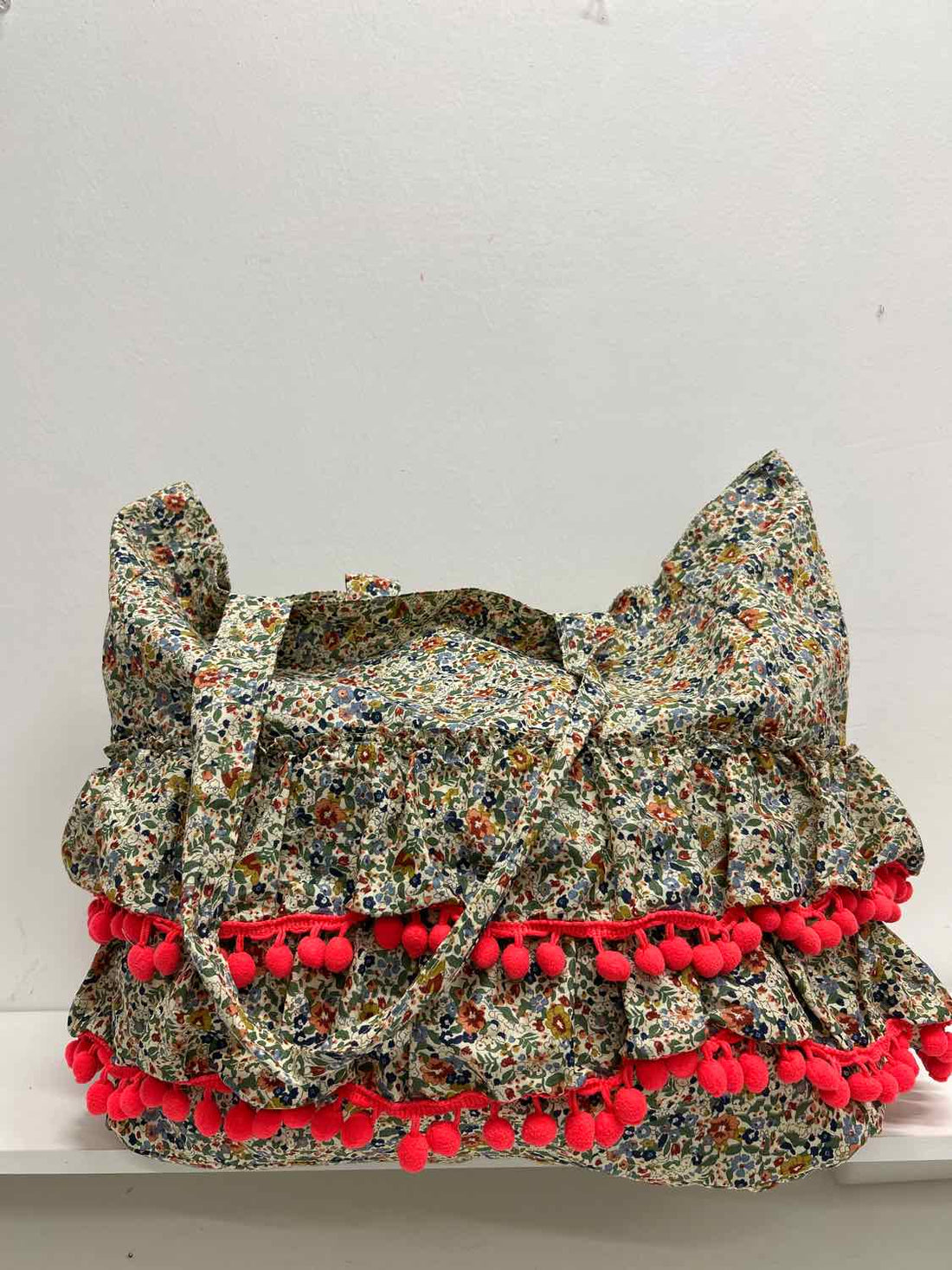 Natural Life Cream Floral Canvas Pre Owned Tote