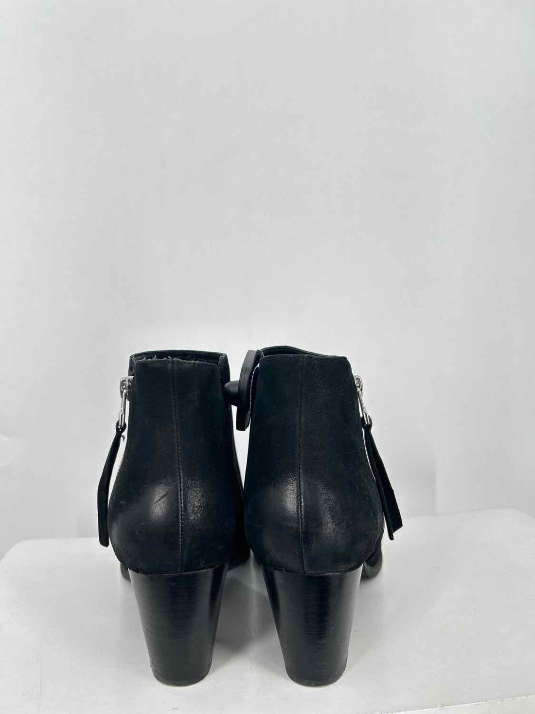 Vionic Women Size 9.5 Black Ankle Boot