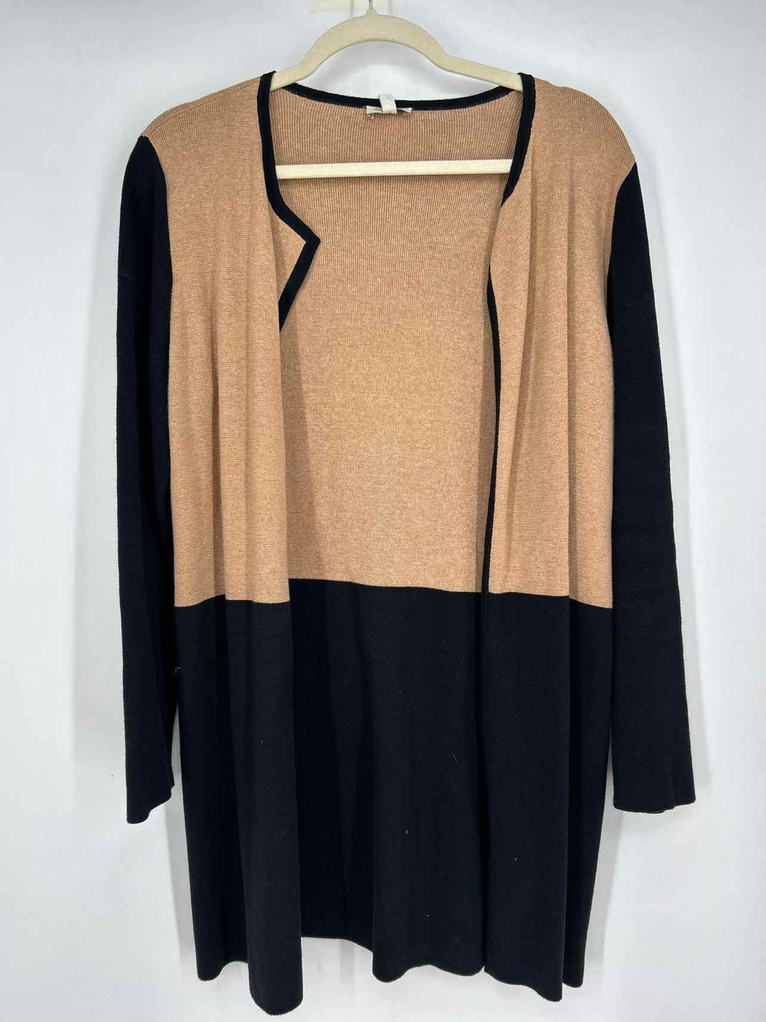 Talbots Size M Tan & Black Print Cardigan