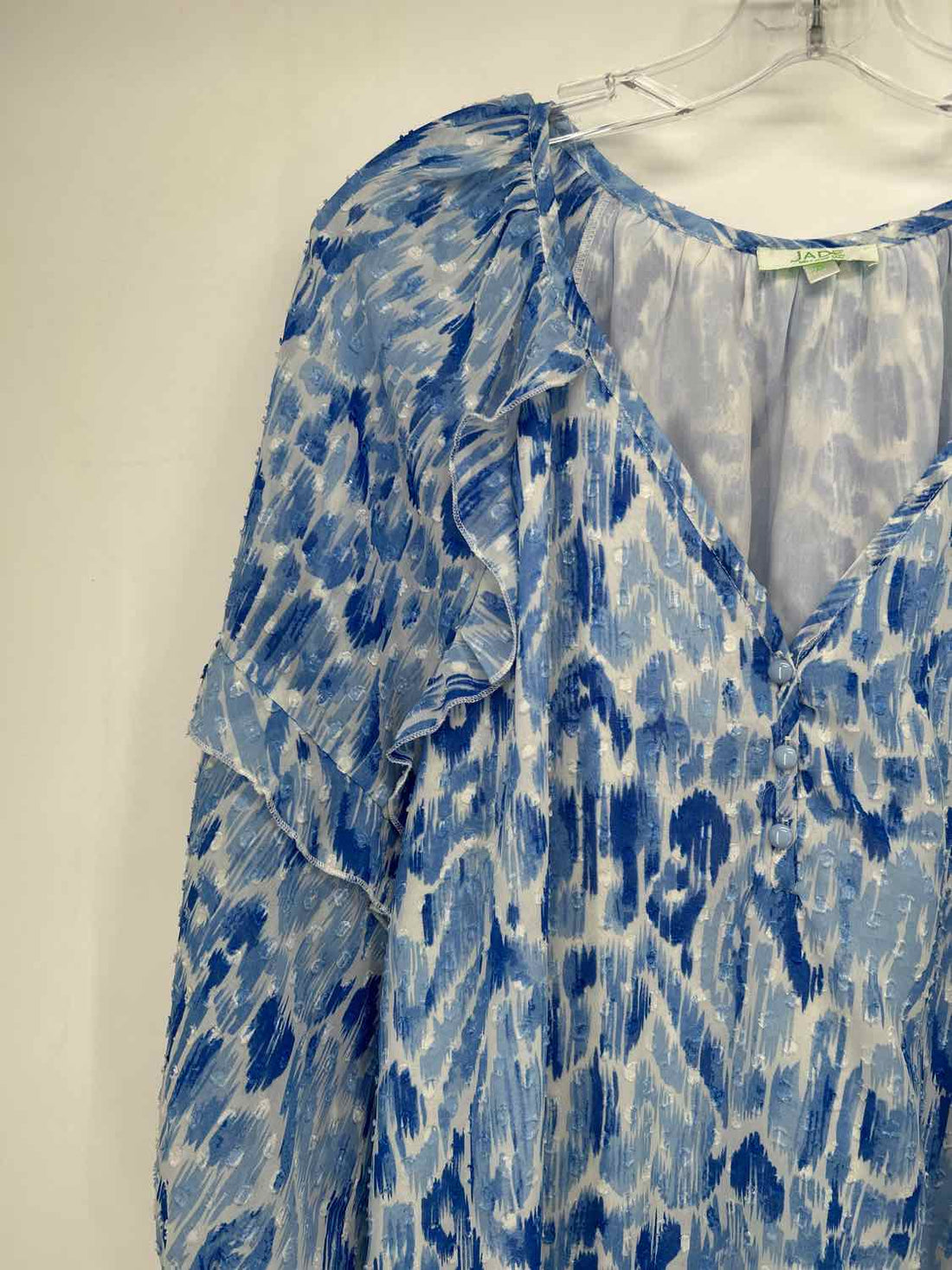 Jade Size XL Blue & White Long Sleeve