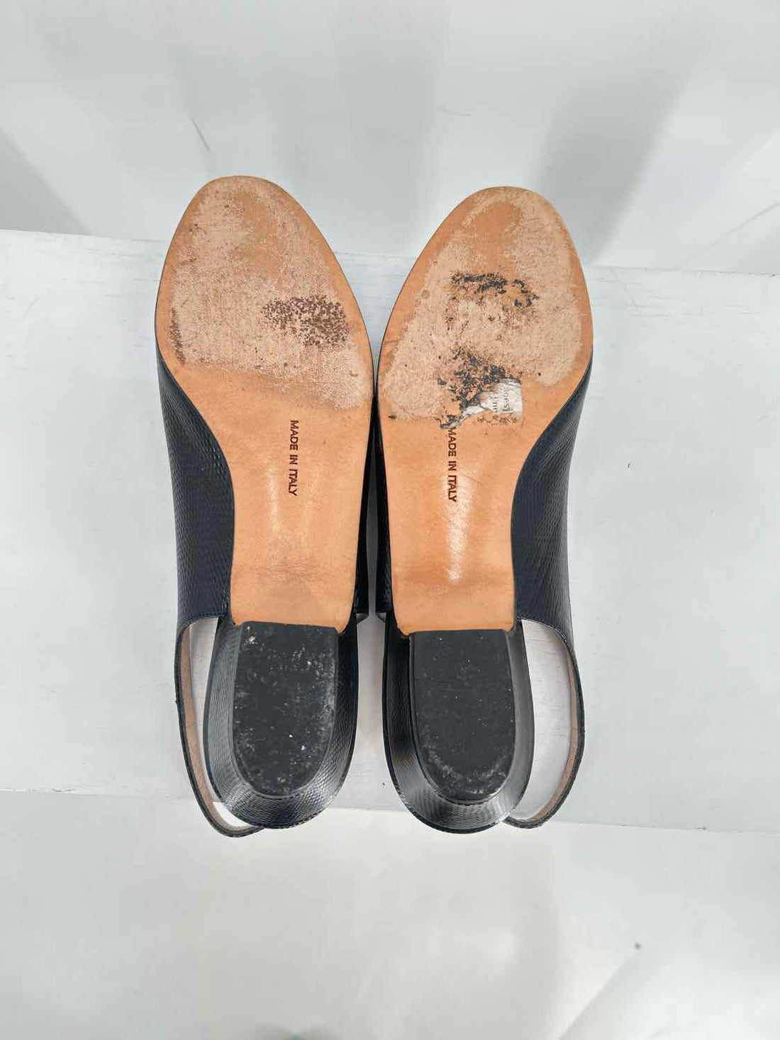 Salvatore Ferragamo Women Size 8.5 Black Textured Sling Back Peep Toe Flats