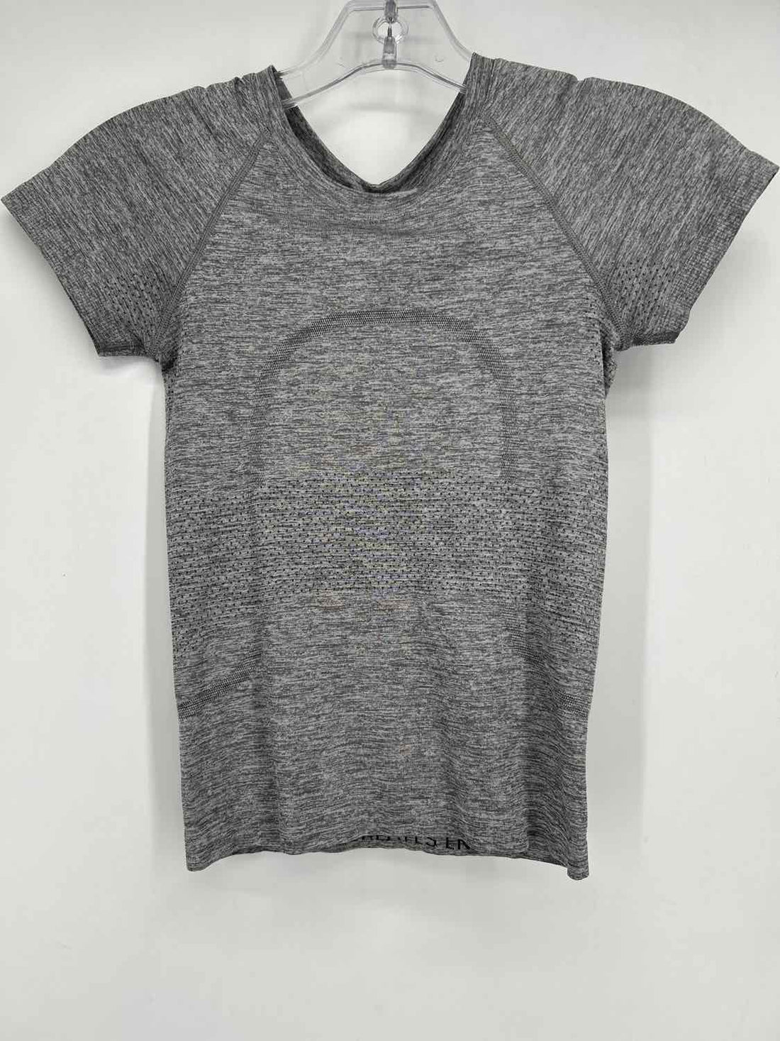 Lululemon Size 0 Gray Short Sleeve Active Tops