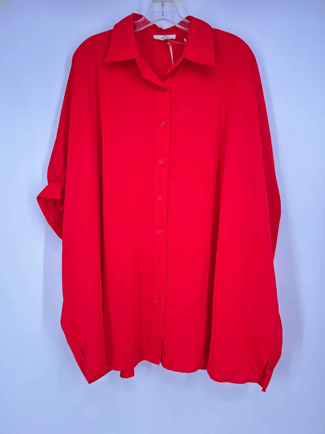Entro Size M/L Red NWT Short Sleeve