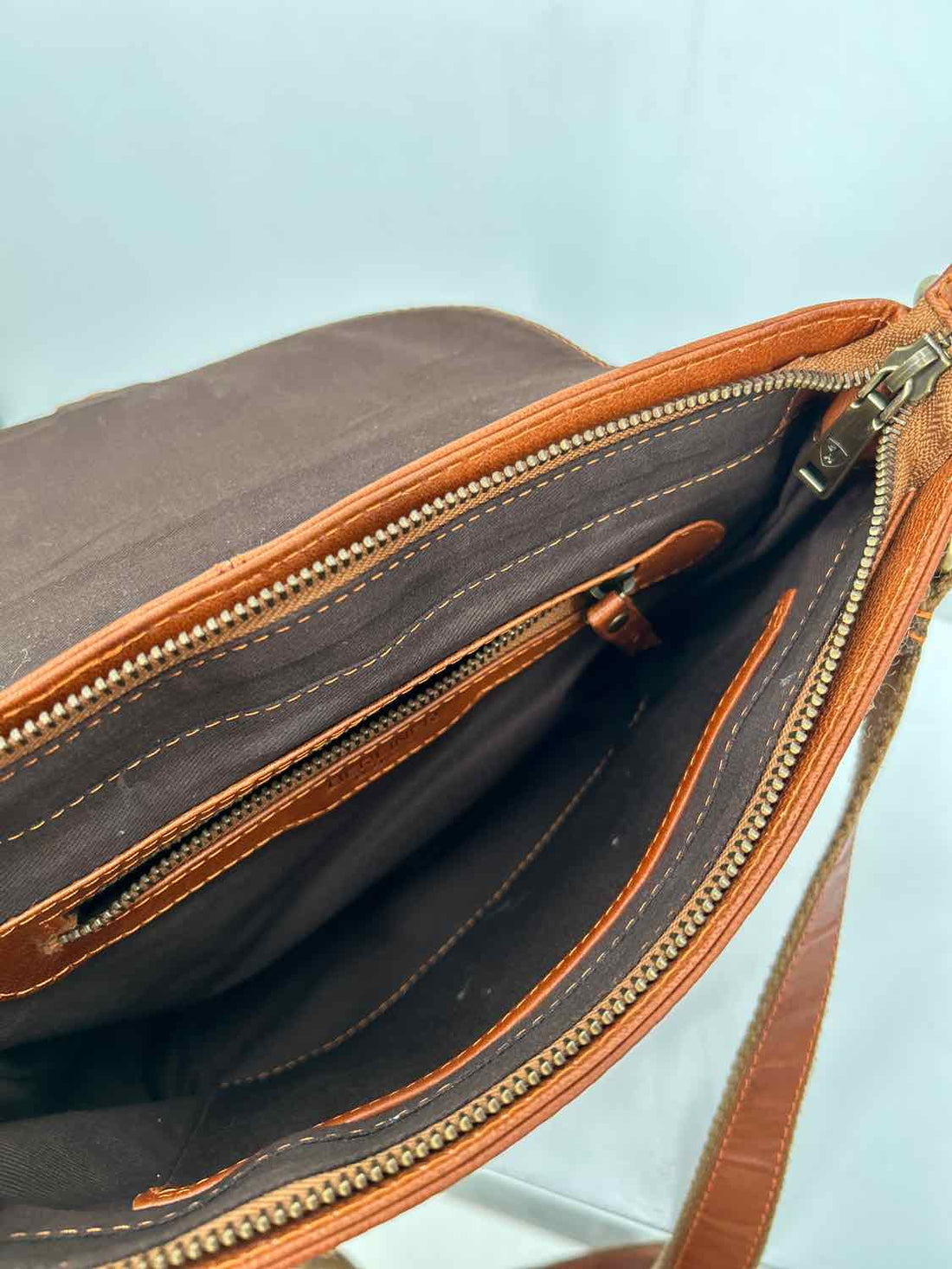 Berliner Brown Leather Crossbody Purse