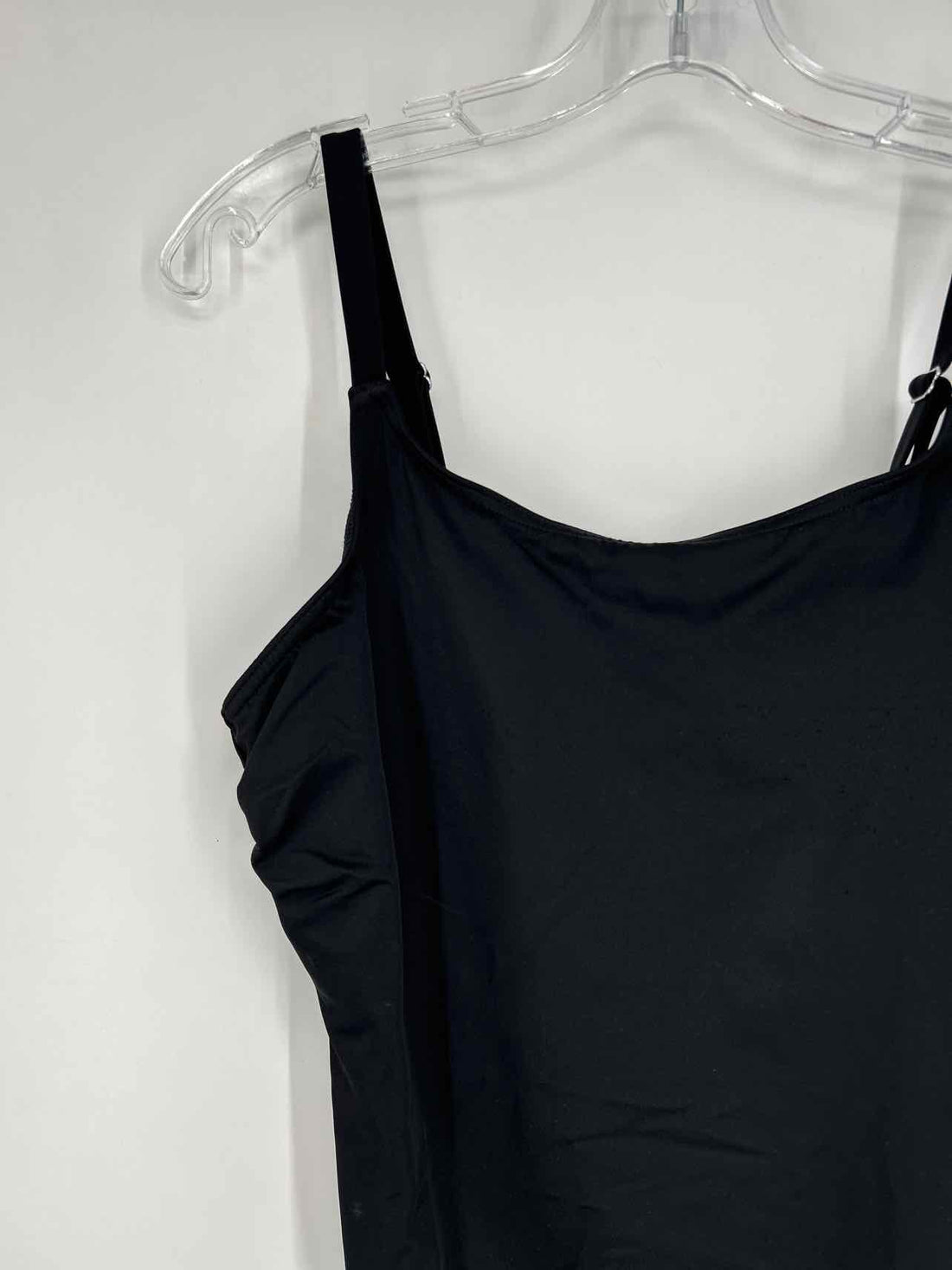 Land's End Size 14DD Black Swimsuit 1 Piece