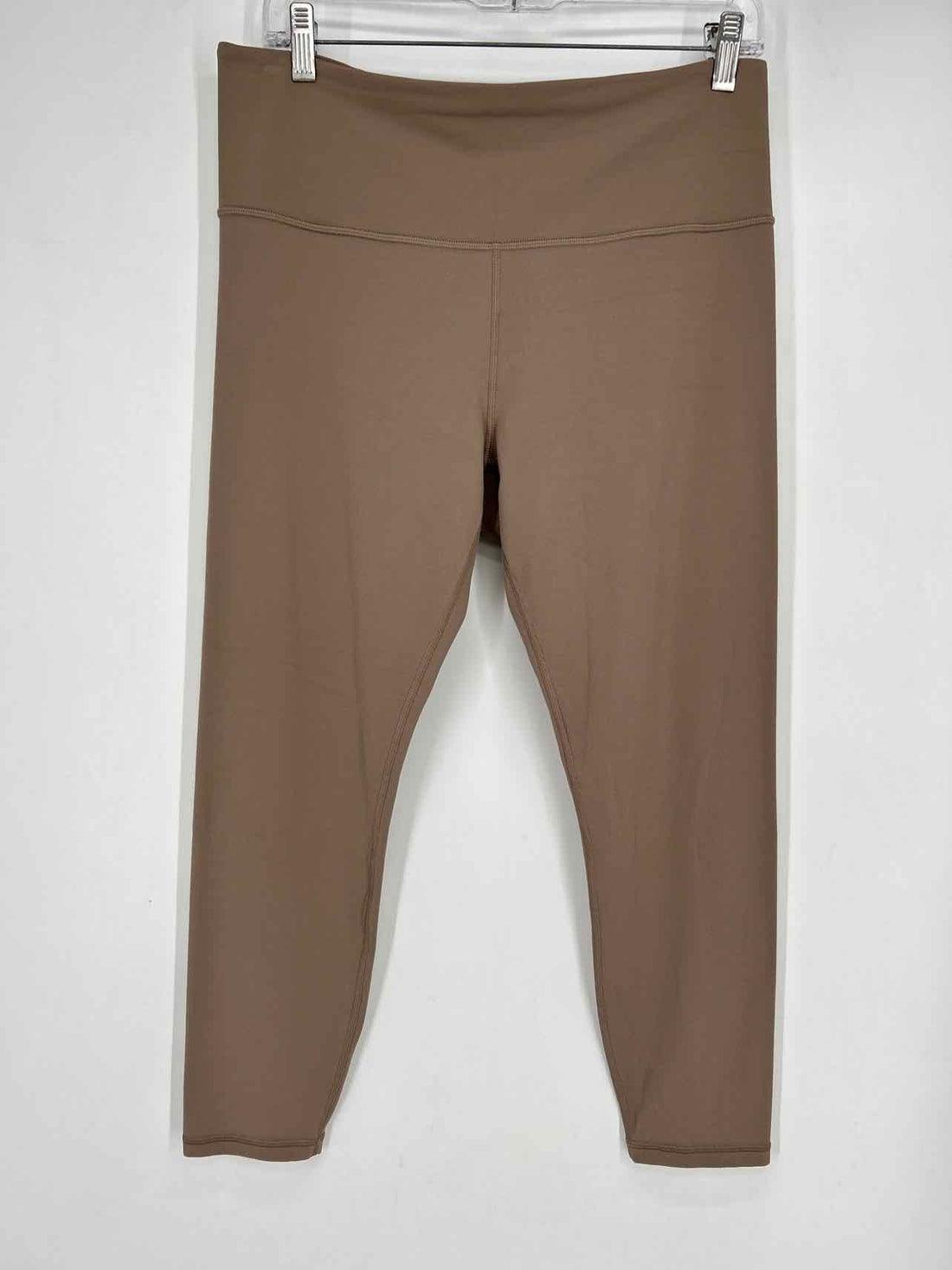 Athleta Size L Puddy Active Leggings