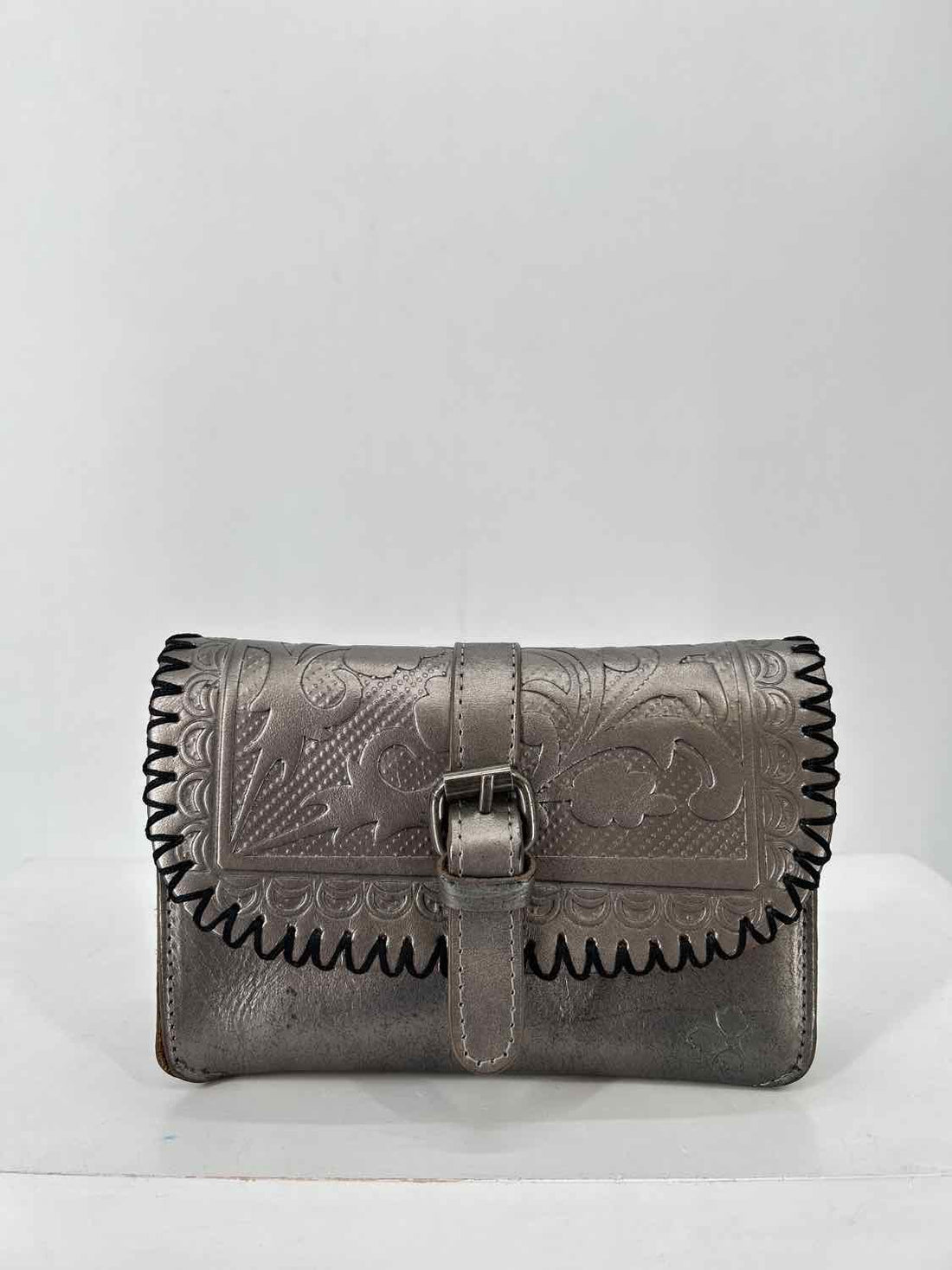 Patricia Nash Pewter Genuine Leather Pre Owned Crossbody