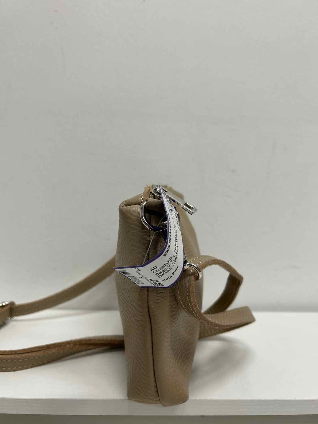 Vera Pelle Beige Pebbled Leather Pre Owned Crossbody