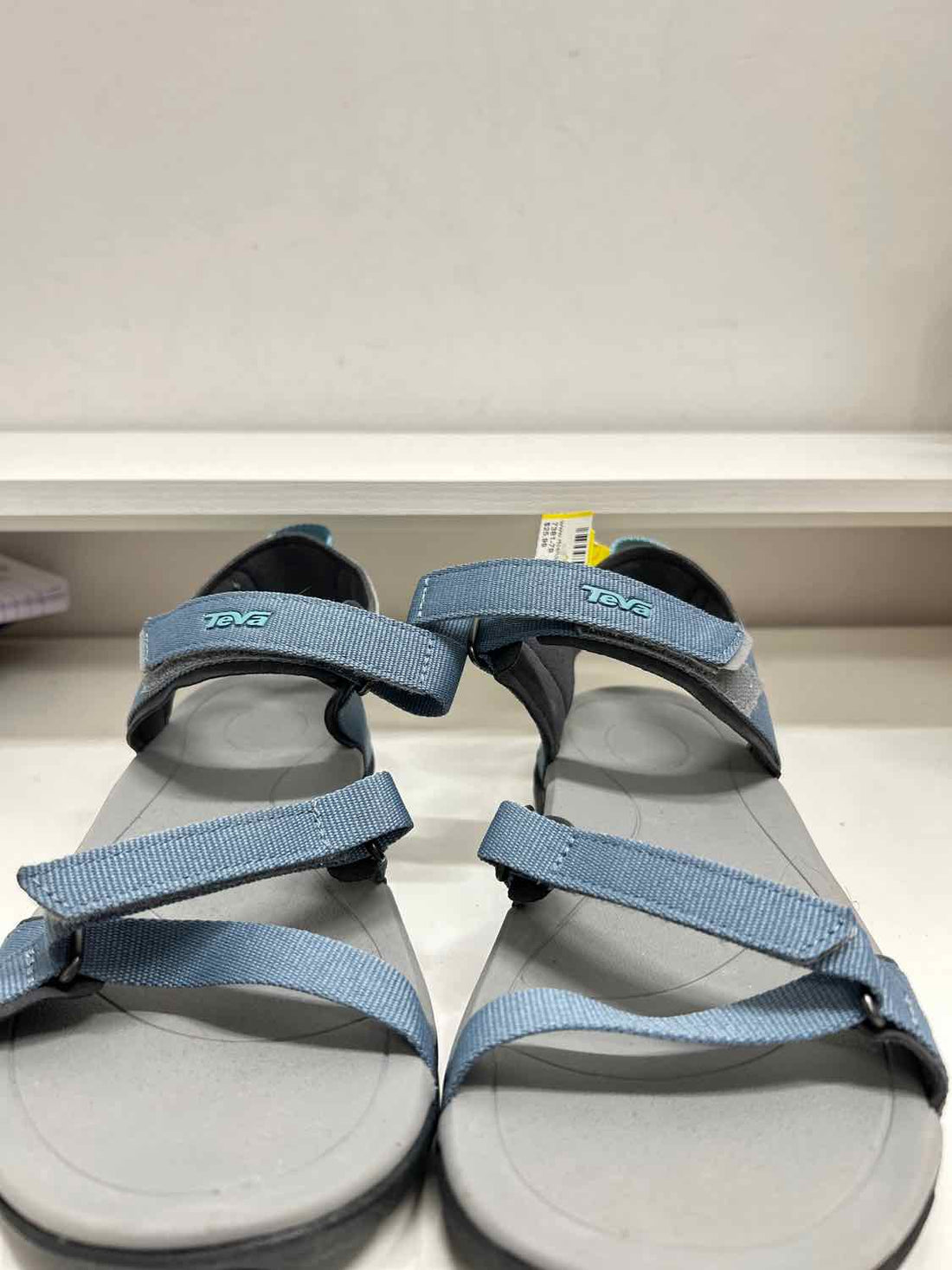 Teva Women Size 7 Blue Sandals