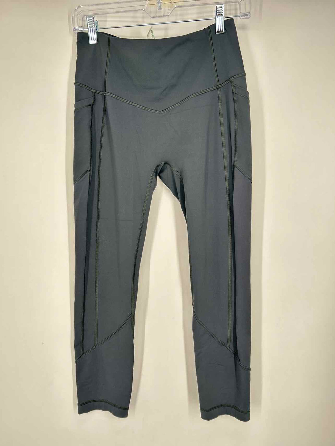 Lululemon Size 8 Dark Gray Active Leggings