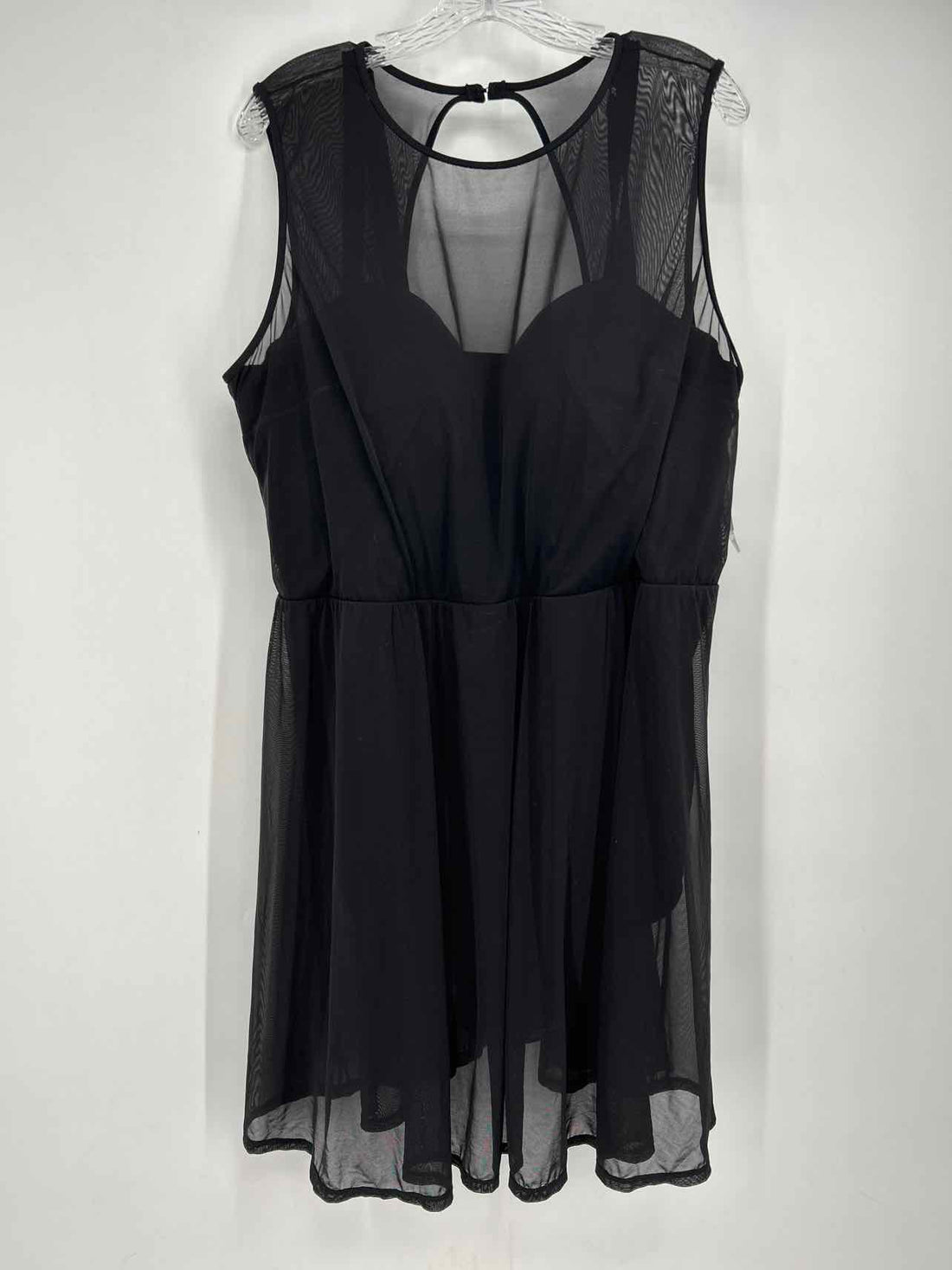 Torrid Size 4 Black NWT Swimsuit 1 Piece