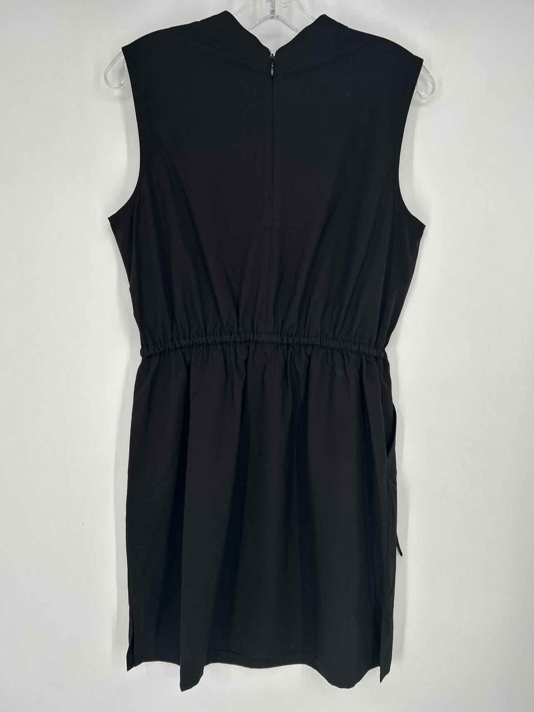 Calvin Klein Size 8 Black Sleeveless Dress