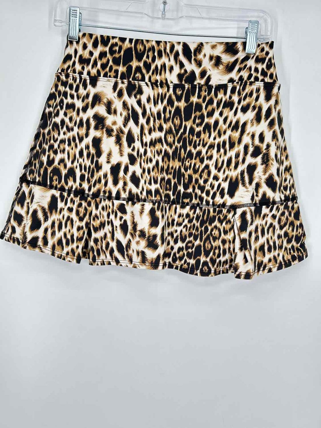 Dona Jo Size M Leopard Active Skorts