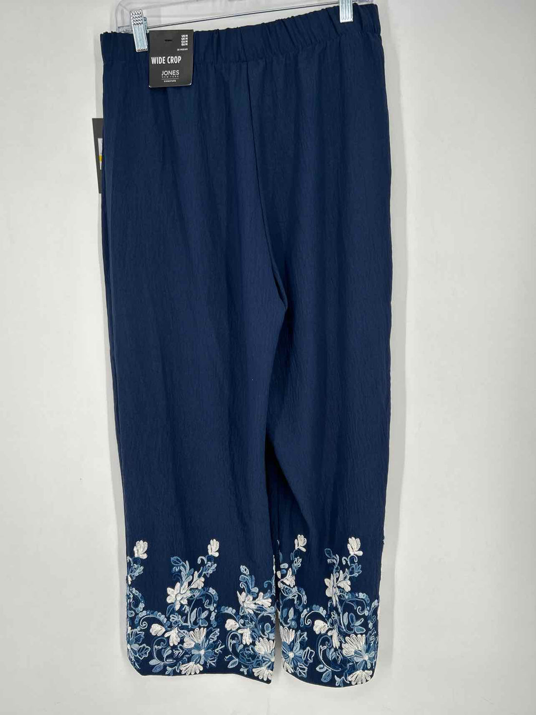Jones New York Size M Navy Embroidered NWT Pants