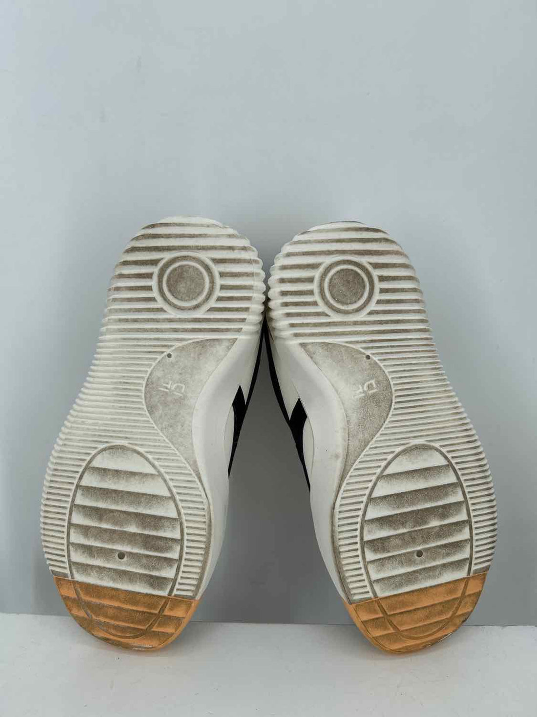 De Florance Women Size 6.5 White & Black Sneakers