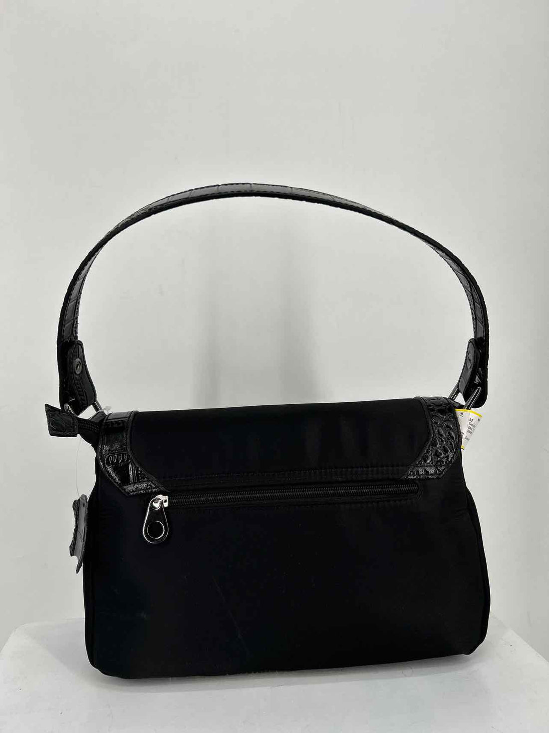 Concealed Carrie Black Shoulder