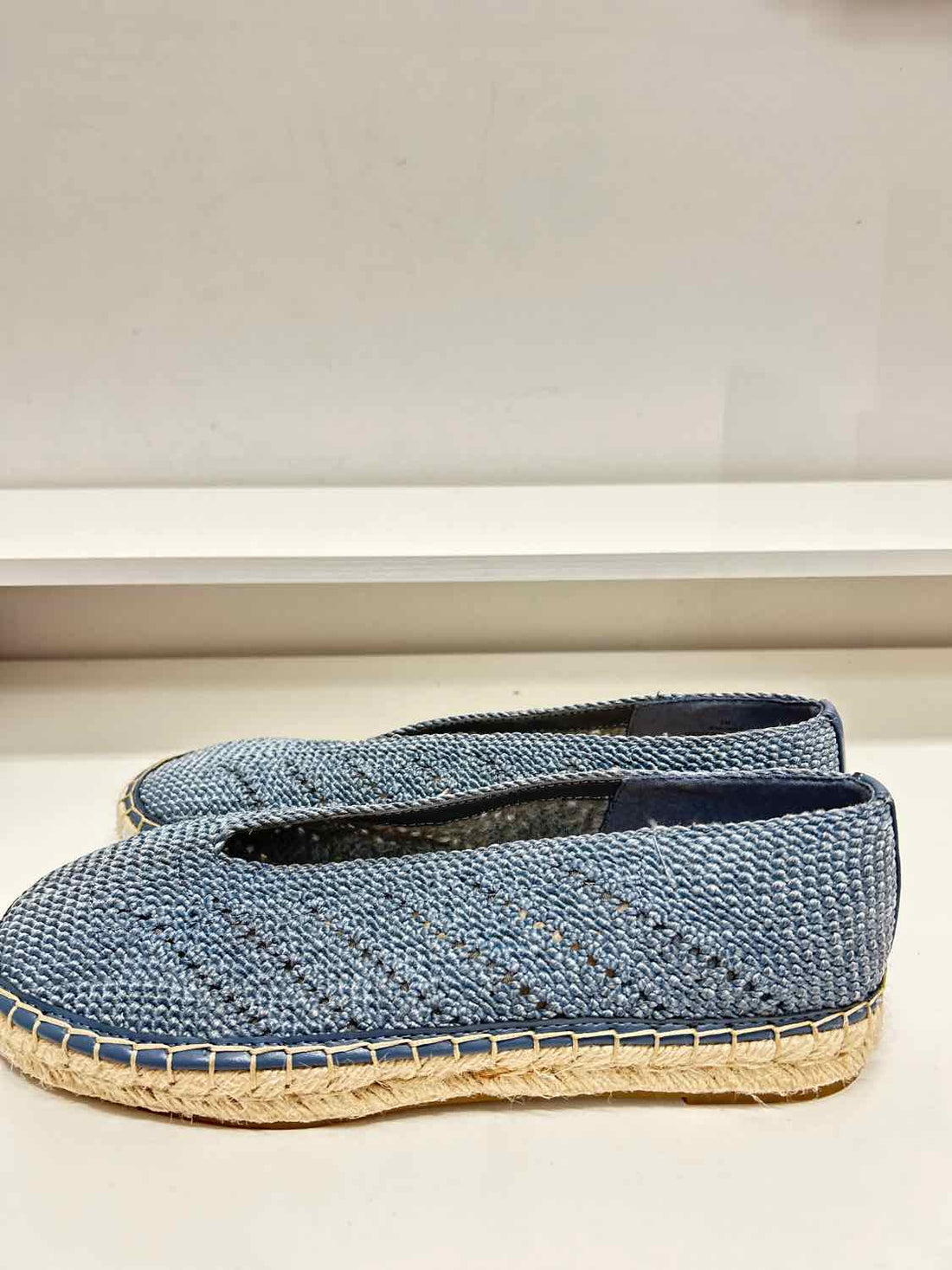 Nine West Women Size 9 Blue Espadrilles