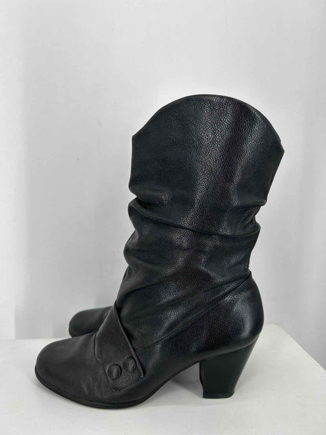 Nurture Women Size 9.5 Black Genuine Leather Mid Calf Boot