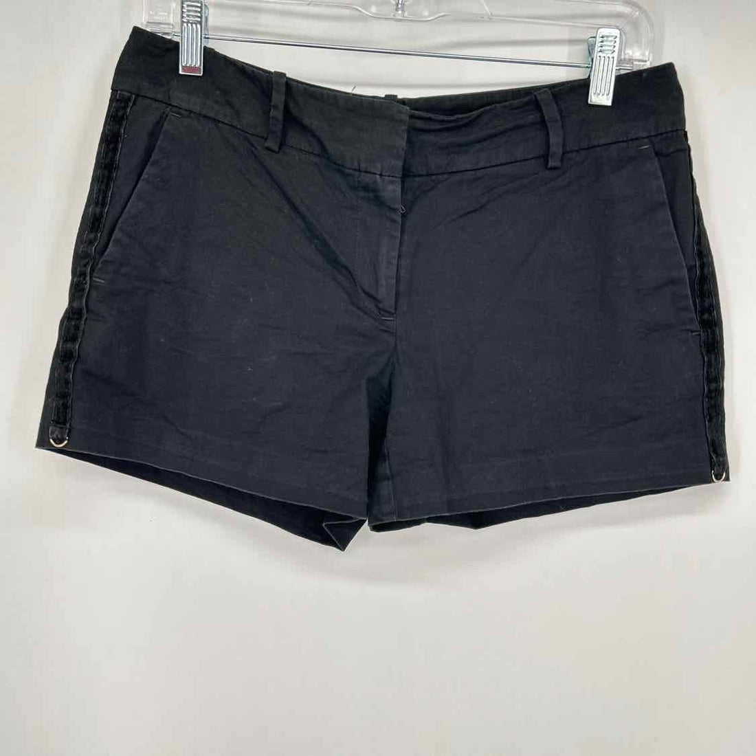 Ann Taylor Size 2 Black Shorts