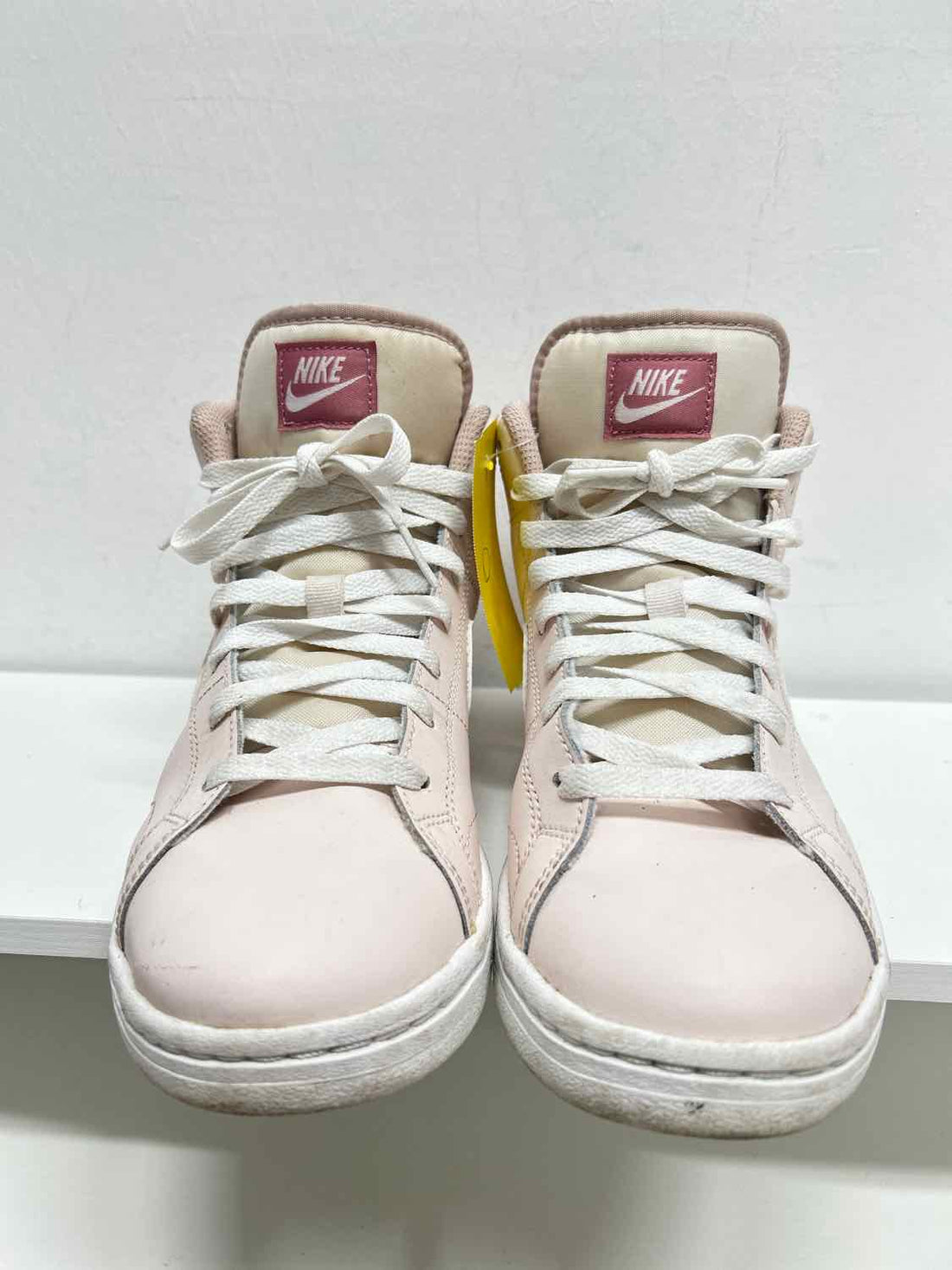 Nike Women Size 8.5 Light Pink Sneakers
