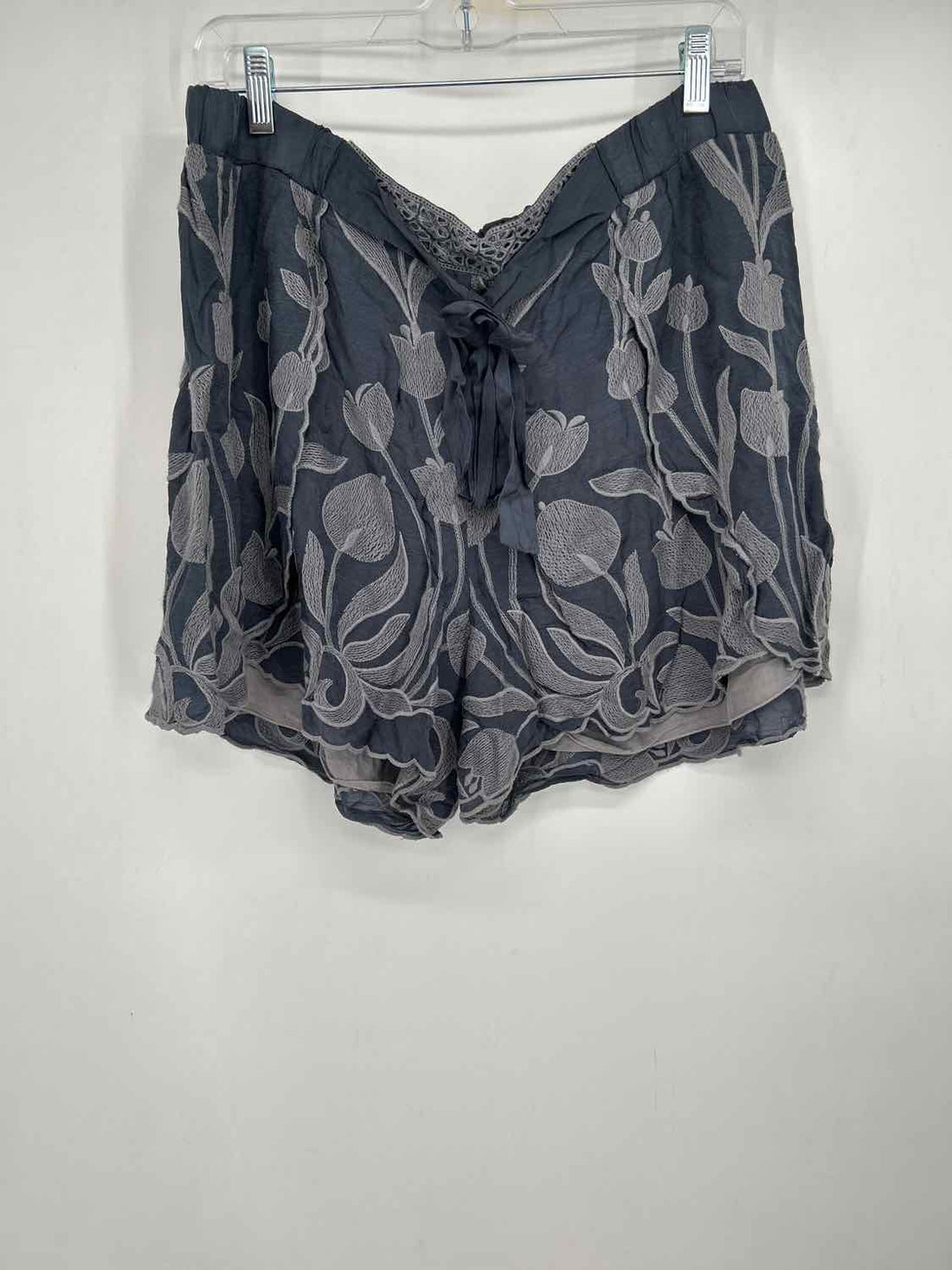 Johnny Was Size L Bluish Gray Cupra Rayon Shorts