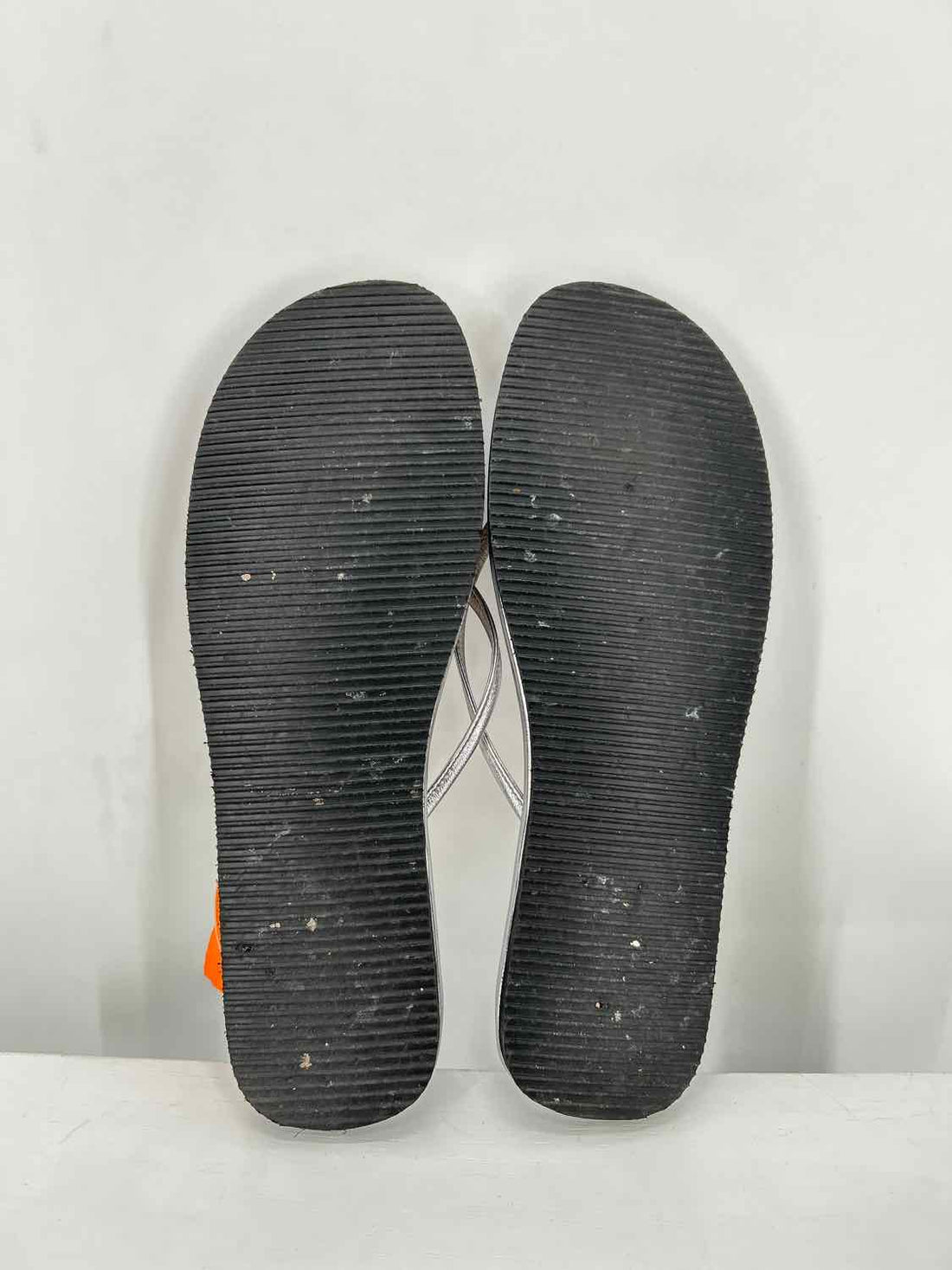 Stuart Weitzman Women Size 10 Silver Flip Flops