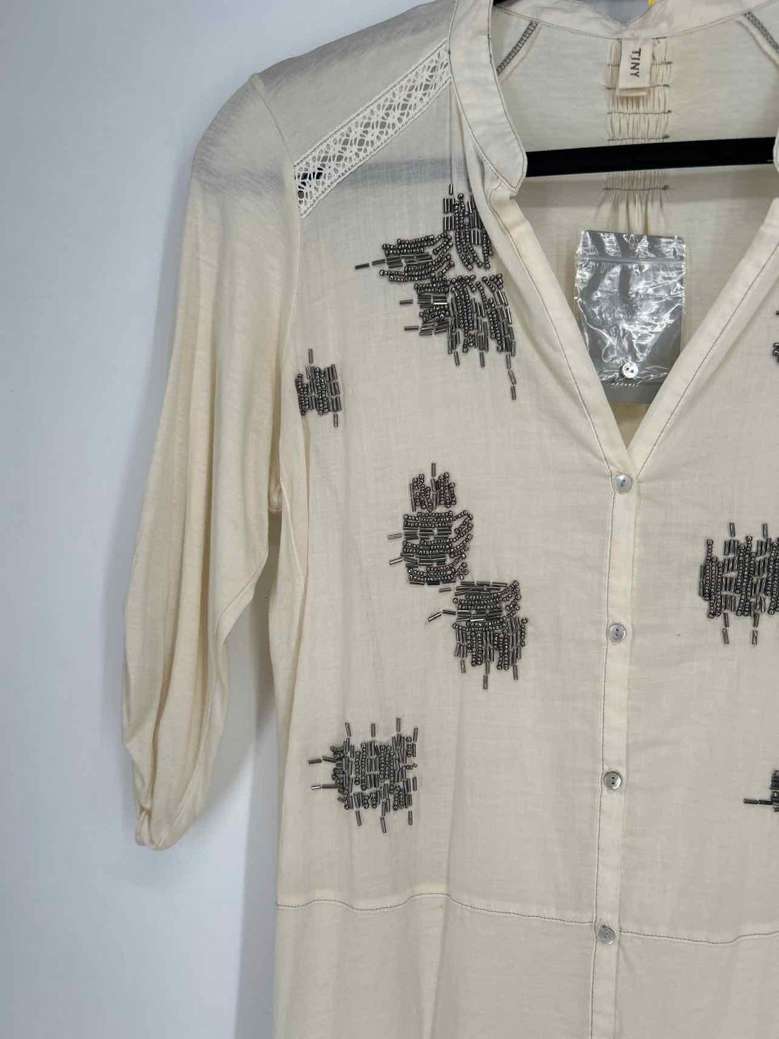 Tiny Size M Ivory NWT Short Sleeve