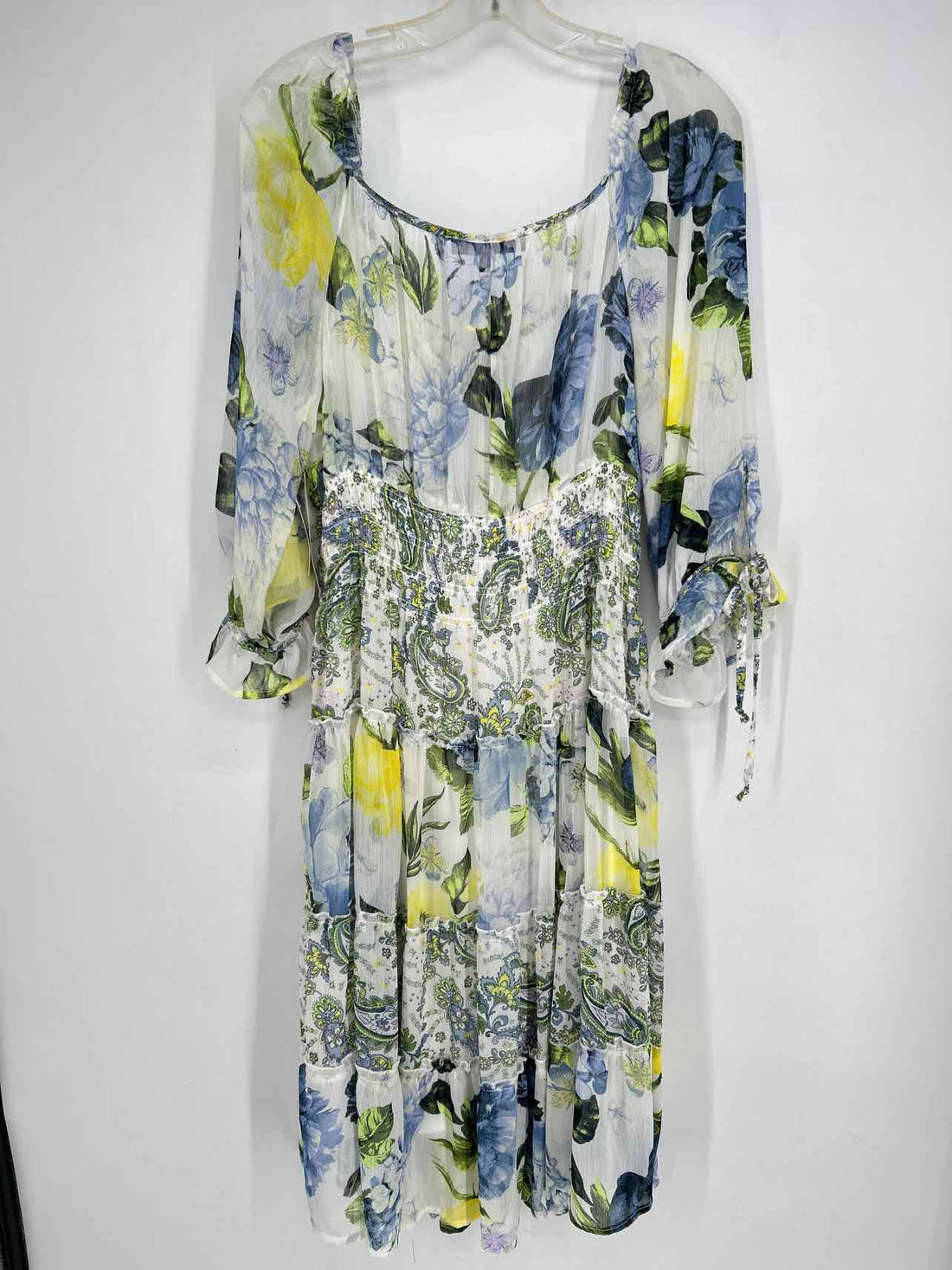Figueroa & Flower Size XL Ivory Floral NWT Dress