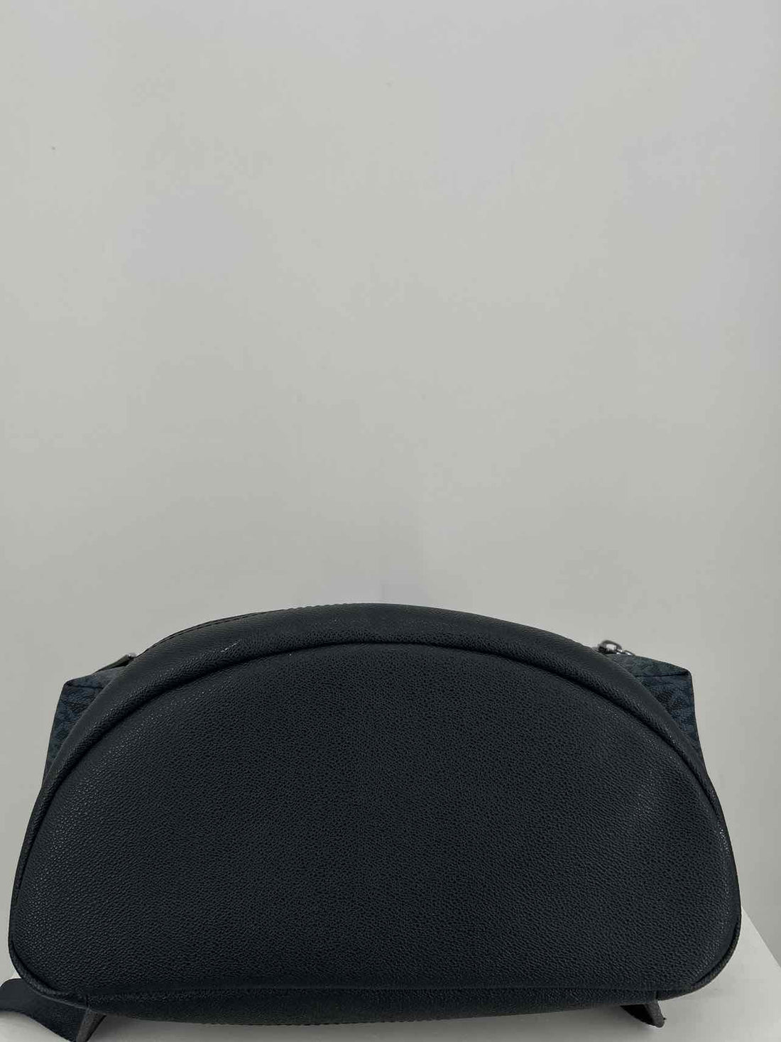 Michael Kors Navy Signature Pebbled Leather Excellent Condition Backpack