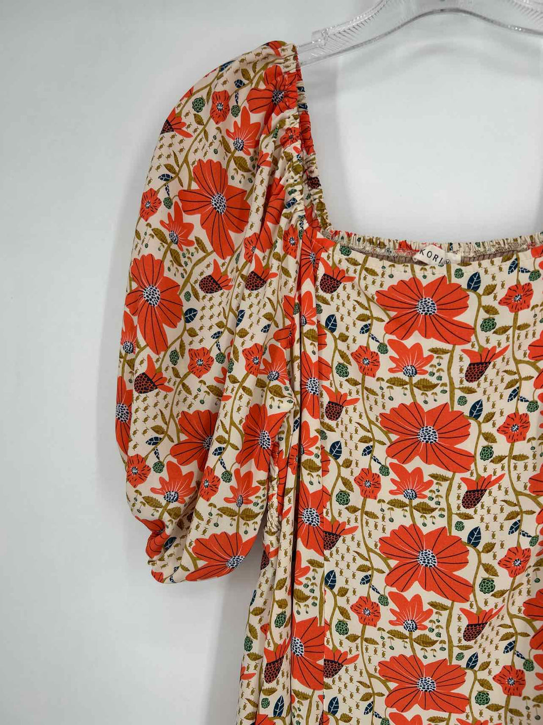 Kori Size M Beige Floral Dress