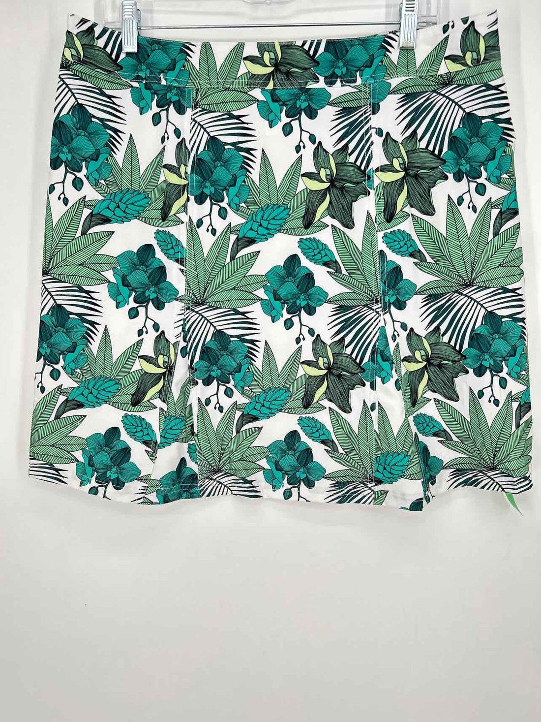Rip Skirt Size L White & Green Print Skirts