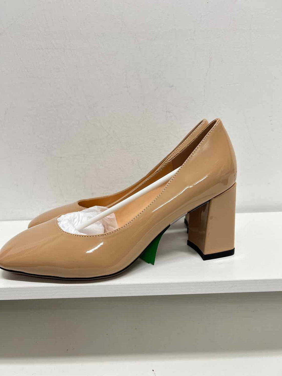 Wayderns Women Size 7.5 Nude New Heels