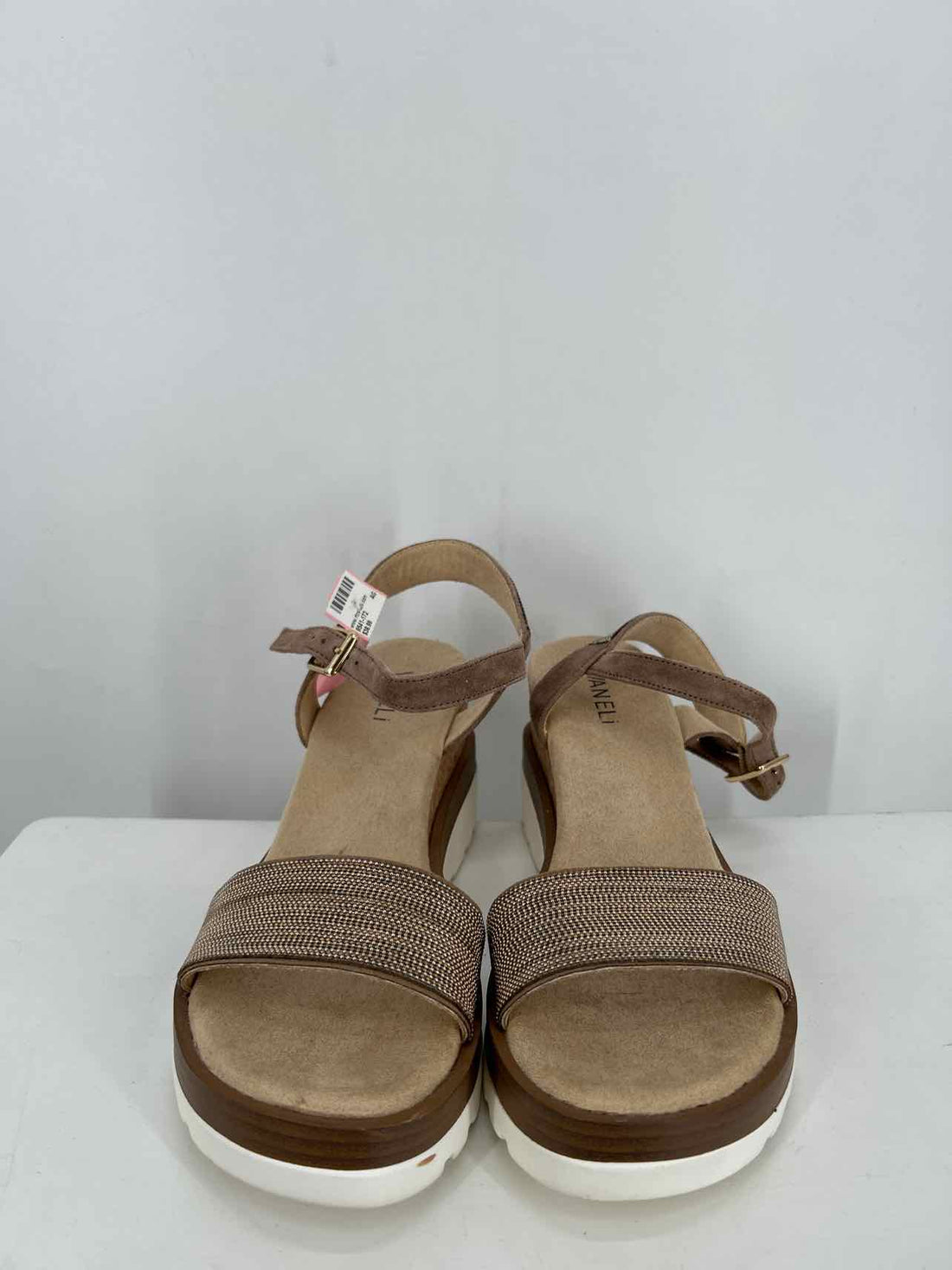 Vaneli Women Size 9 Tan Suede Wedges