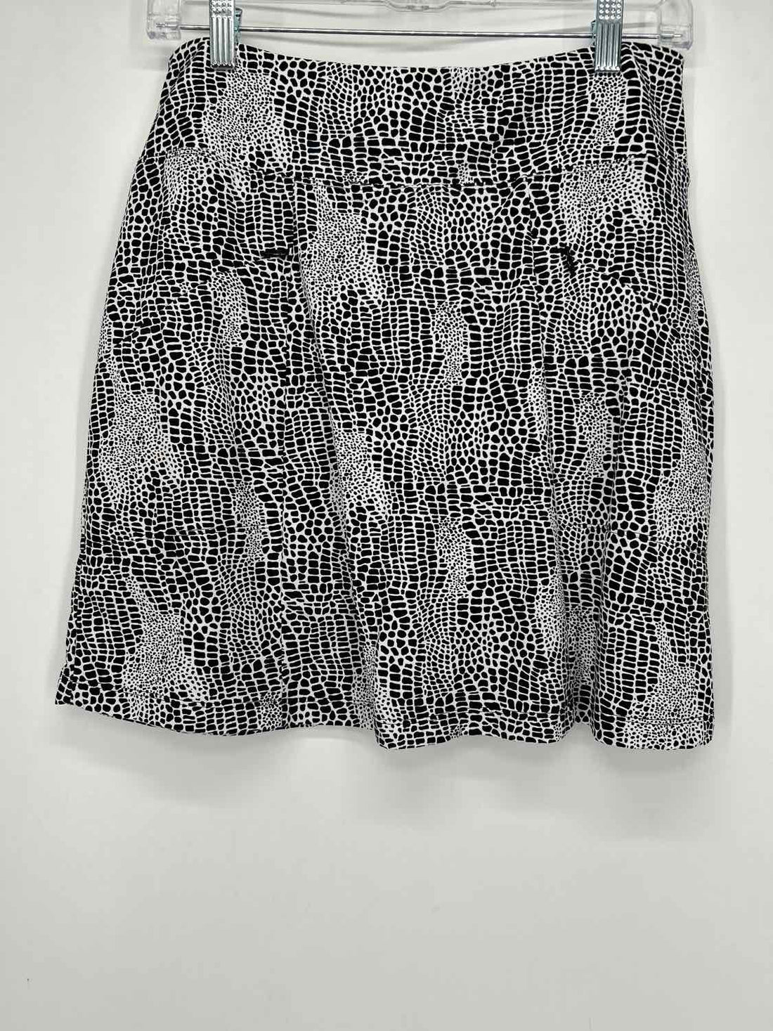 IBKUL Size XS Black & White Active Skorts