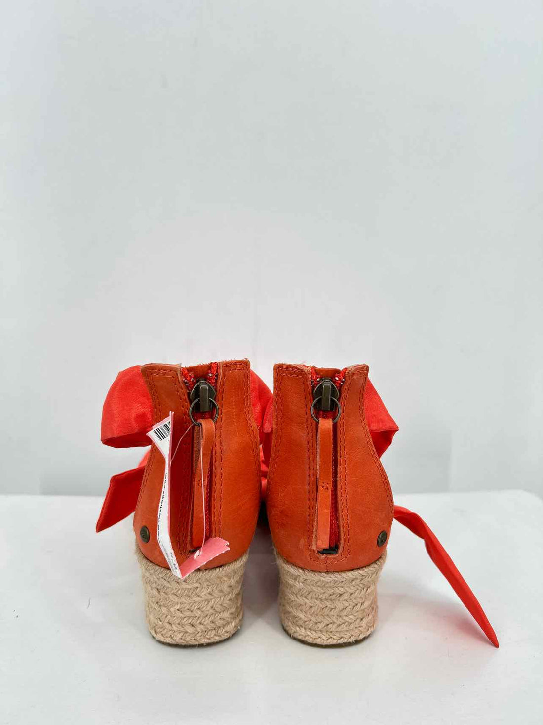 Ugg Women Size 8.5 Orange Wedges