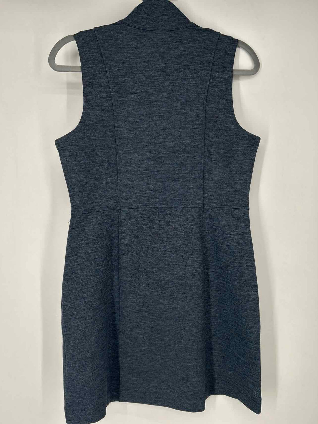 Title Nine Size M Heathered Navy Sleeveless Active Dresses