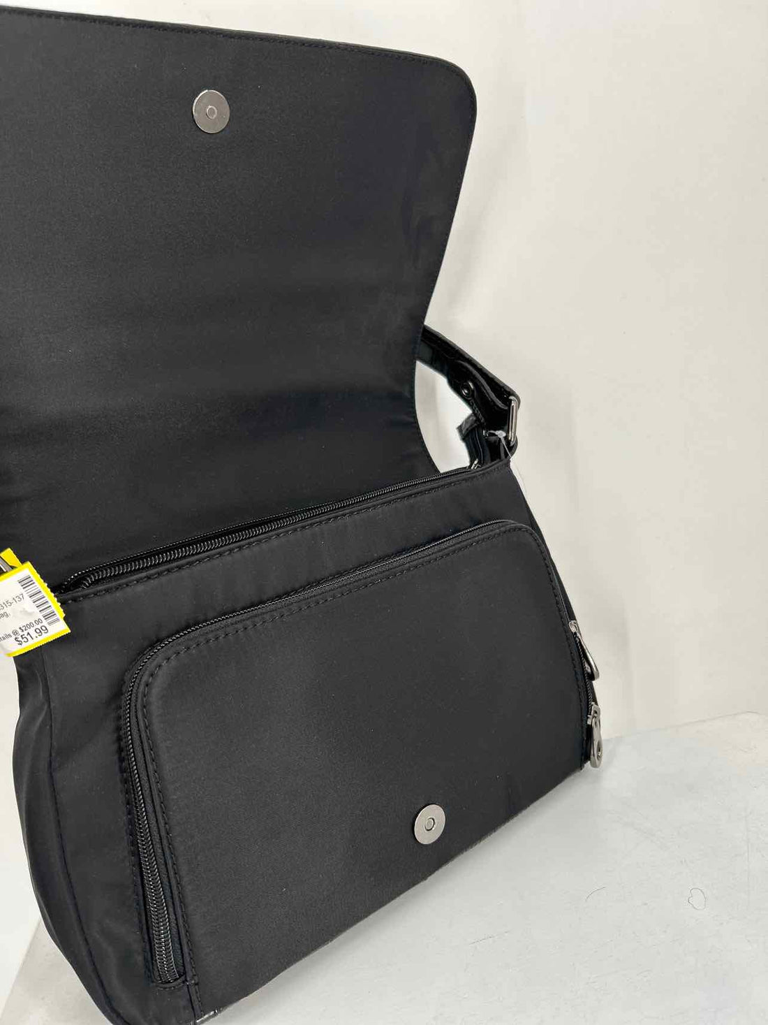 Concealed Carrie Black Shoulder