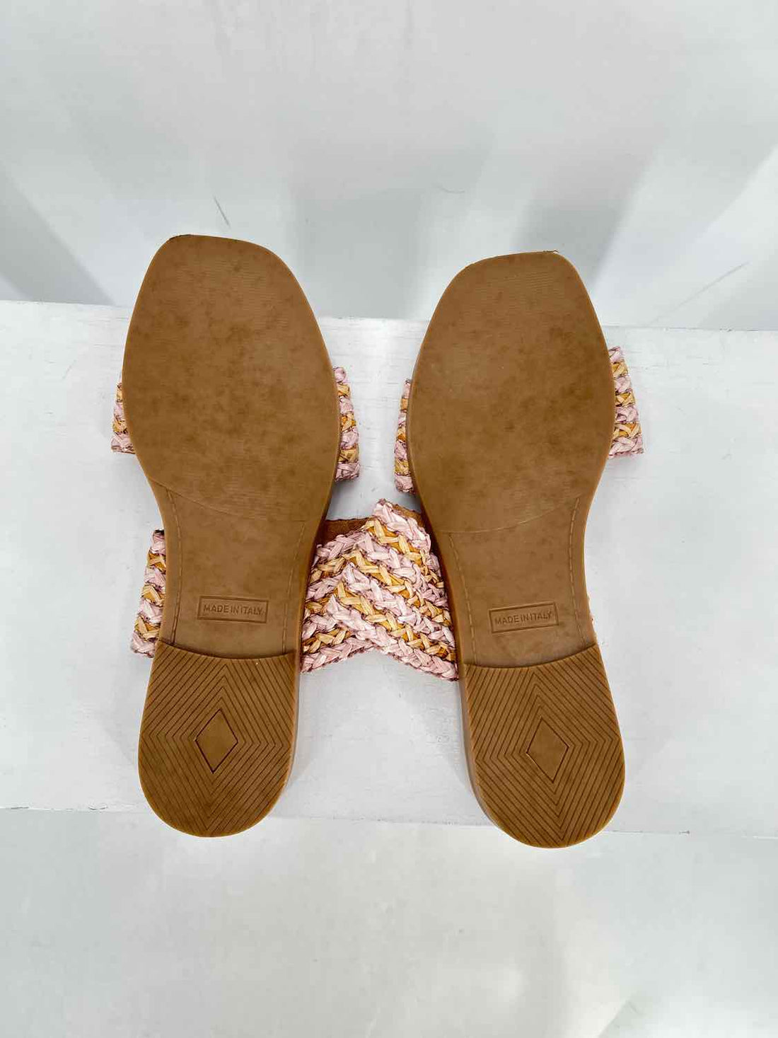 Avellini Women Size 8 Striped Straw Slides