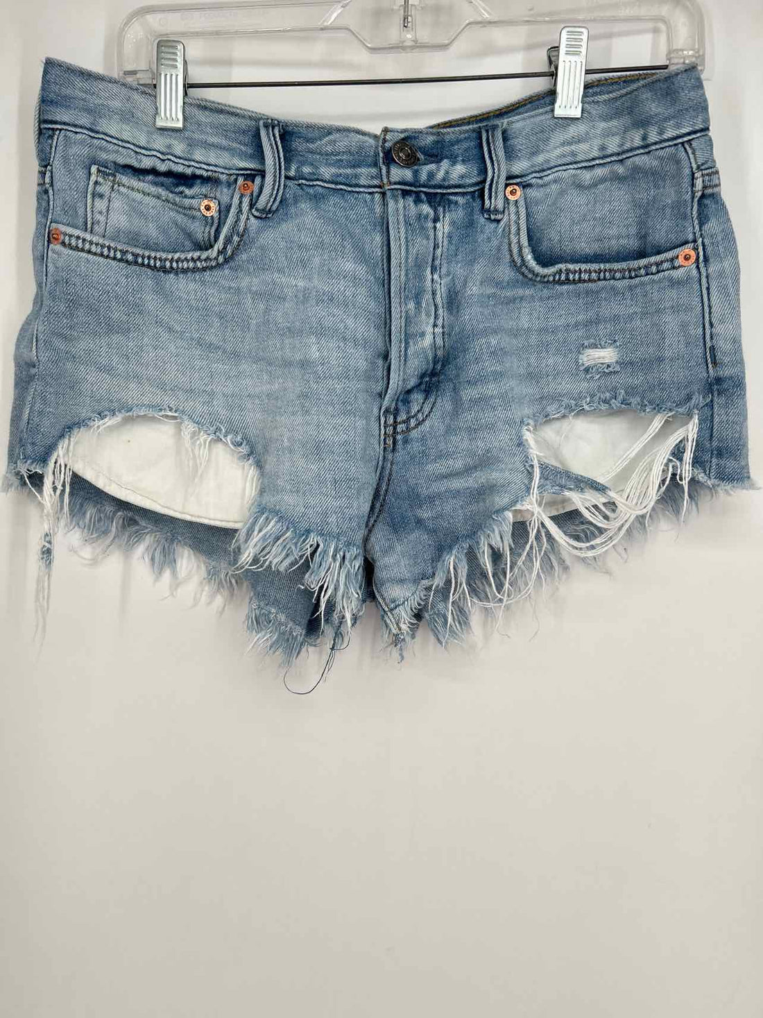 We The Free Size 27 Distressed Denim Shorts