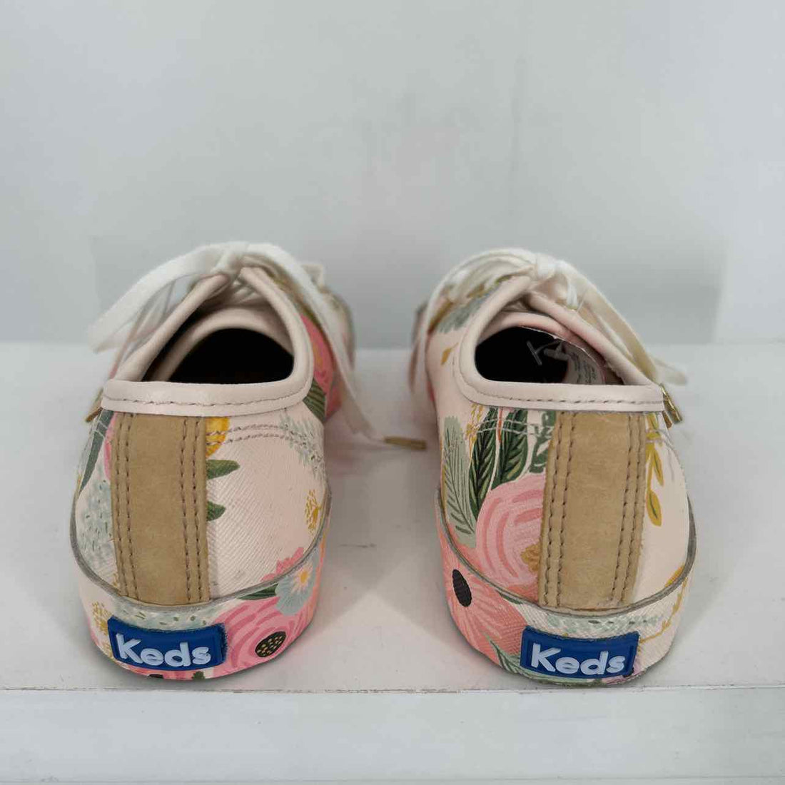 Keds Women Size 7 Light Pink Floral Sneakers