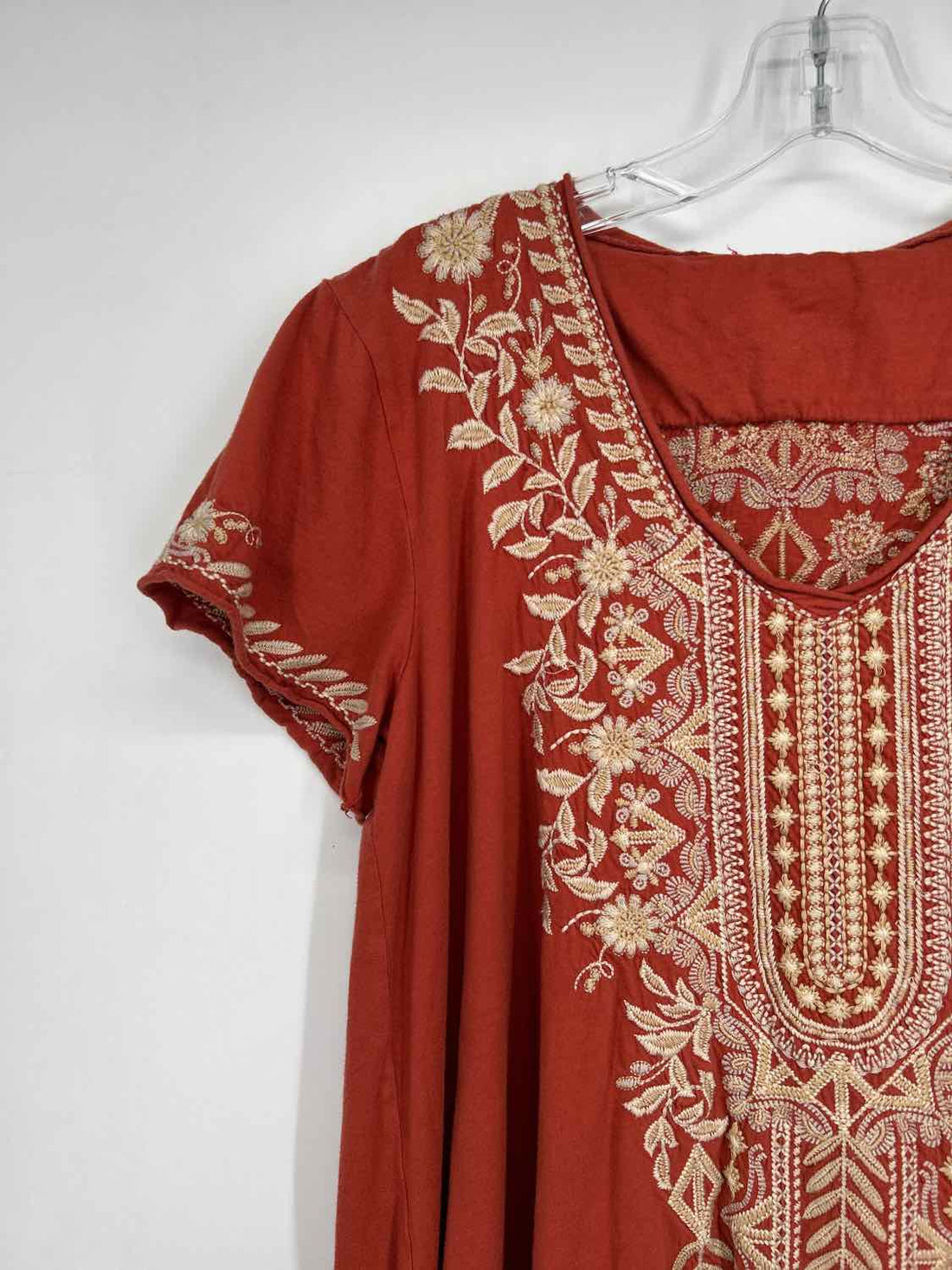 Johnny Was Size M Rust Red Embroidered Short Sleeve