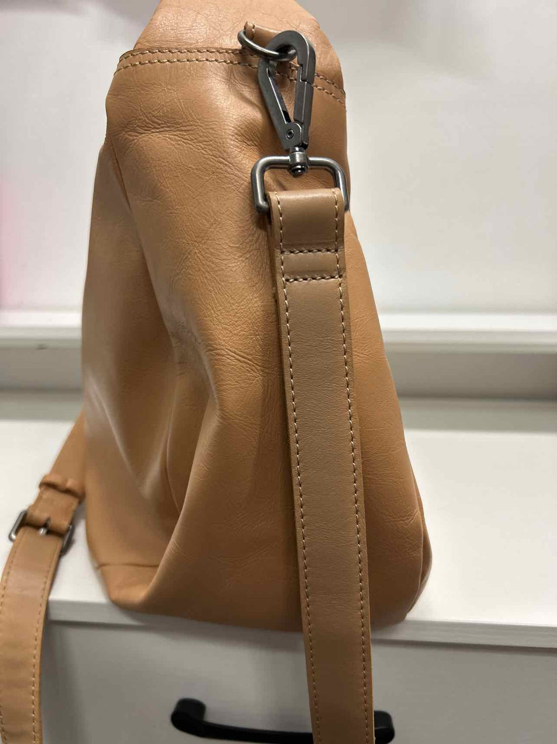 Harbor 2nd Buff NWT Hobo